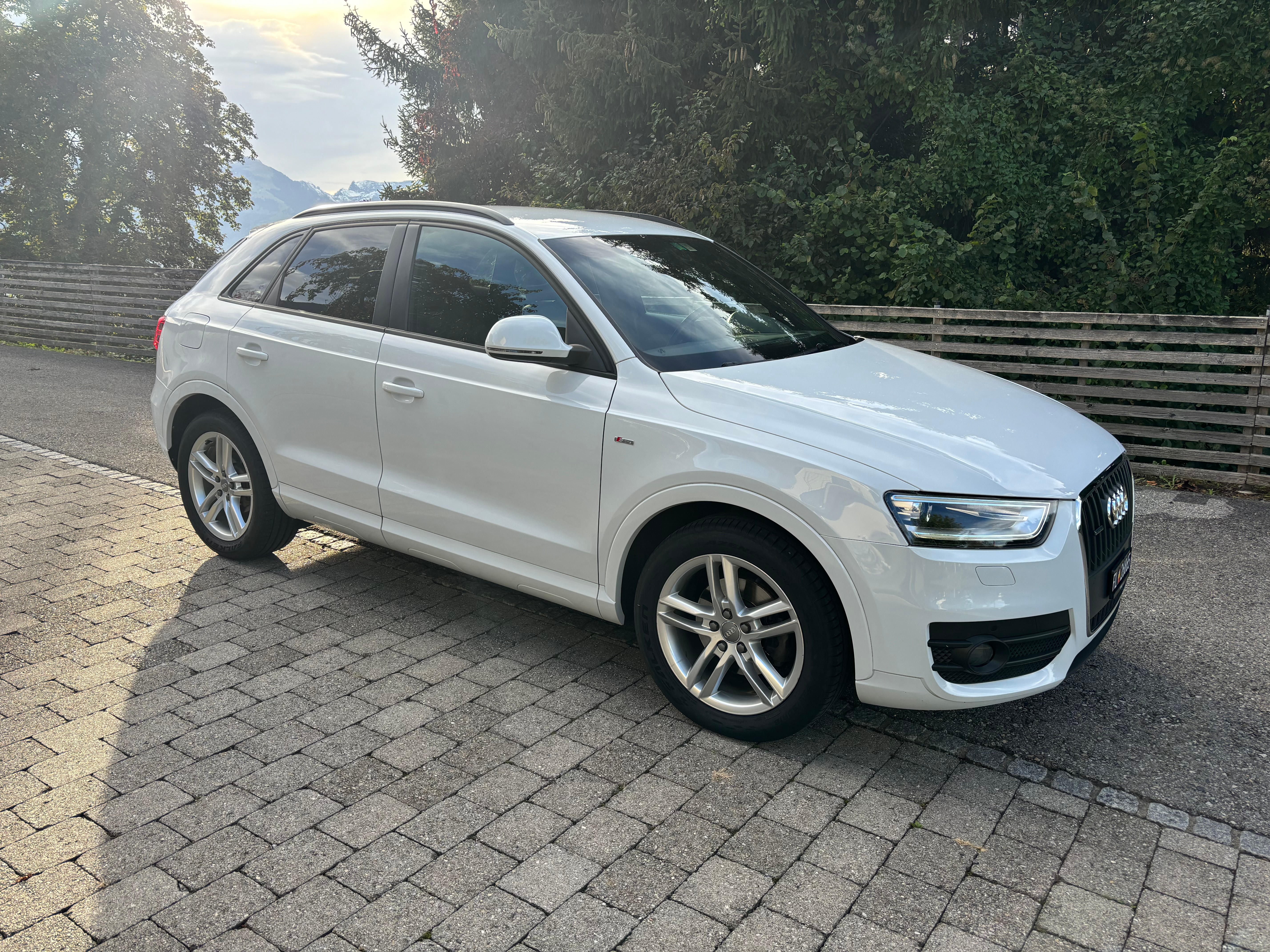 AUDI Q3 2.0 TDI quattro S-tronic