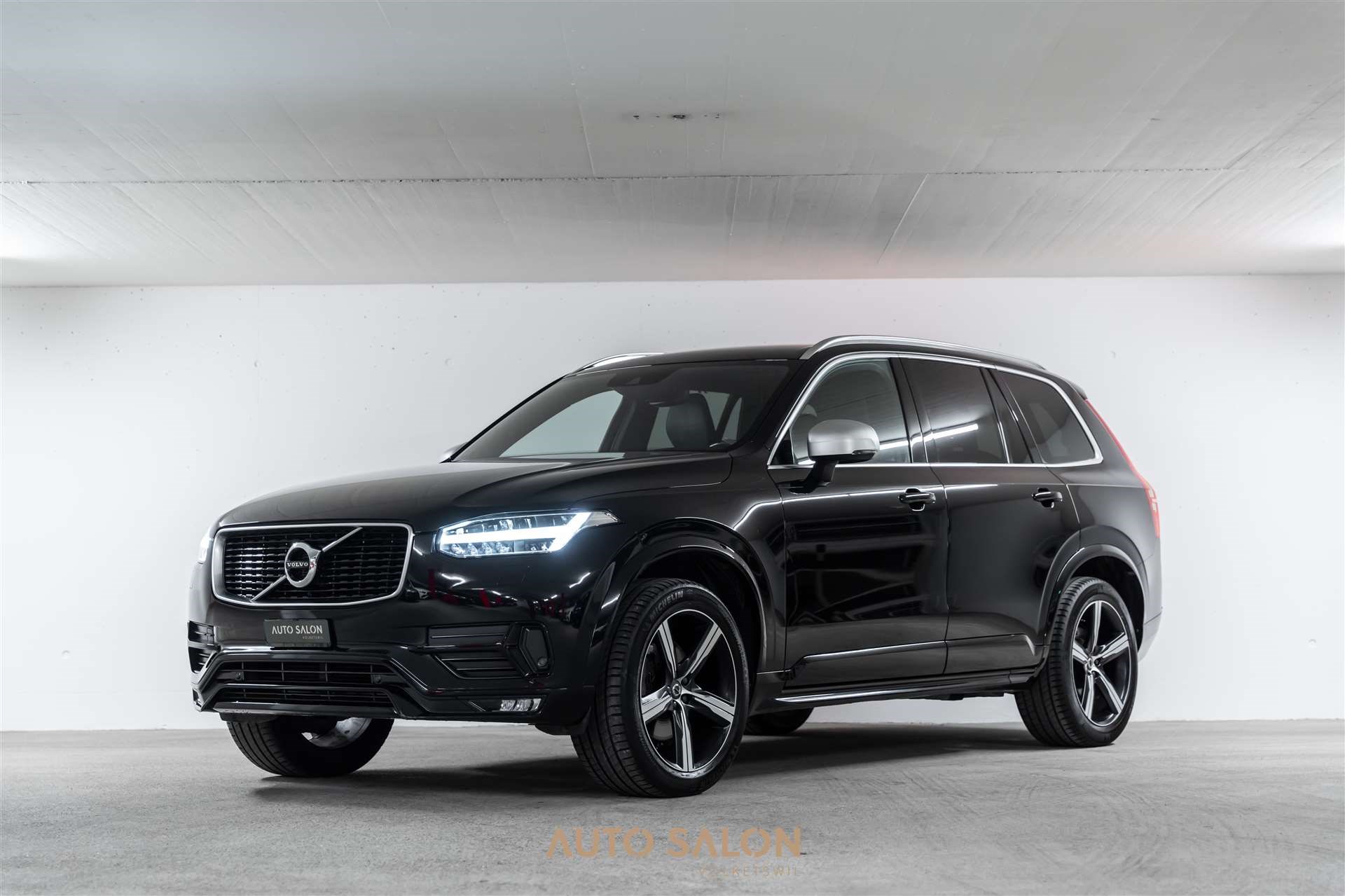 VOLVO XC90 D5 AWD R-Design Geartronic *7-Sitzer*