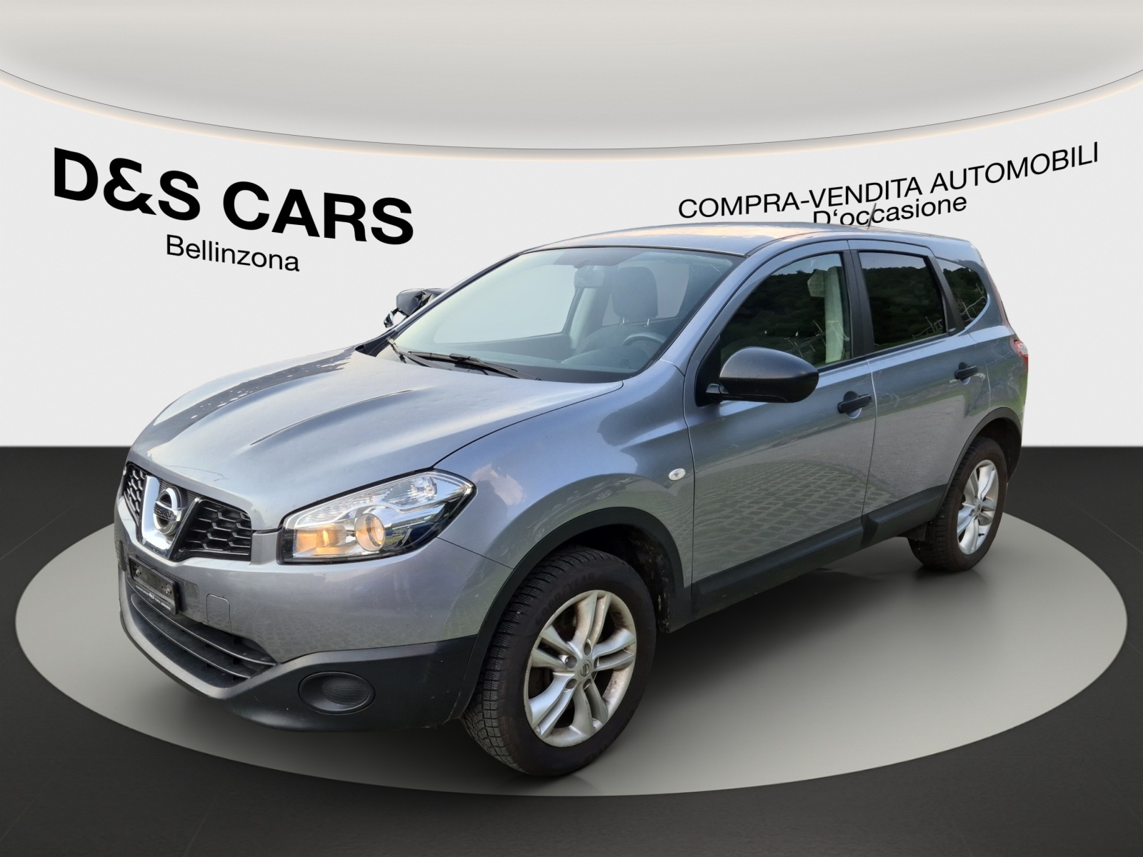 NISSAN Qashqai +2 2.0 visia