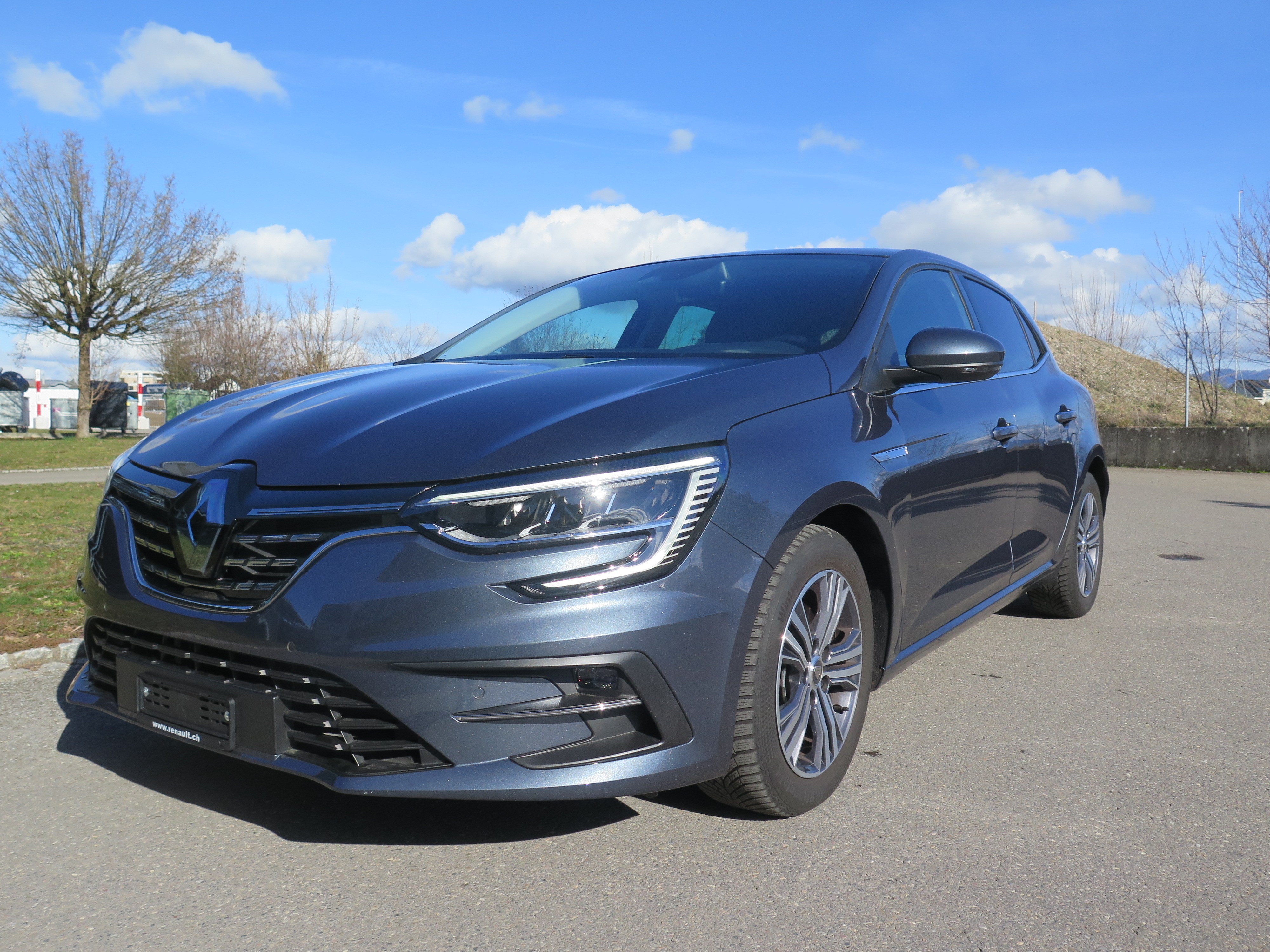 RENAULT Mégane Berline 1.3 16V Intens EDC