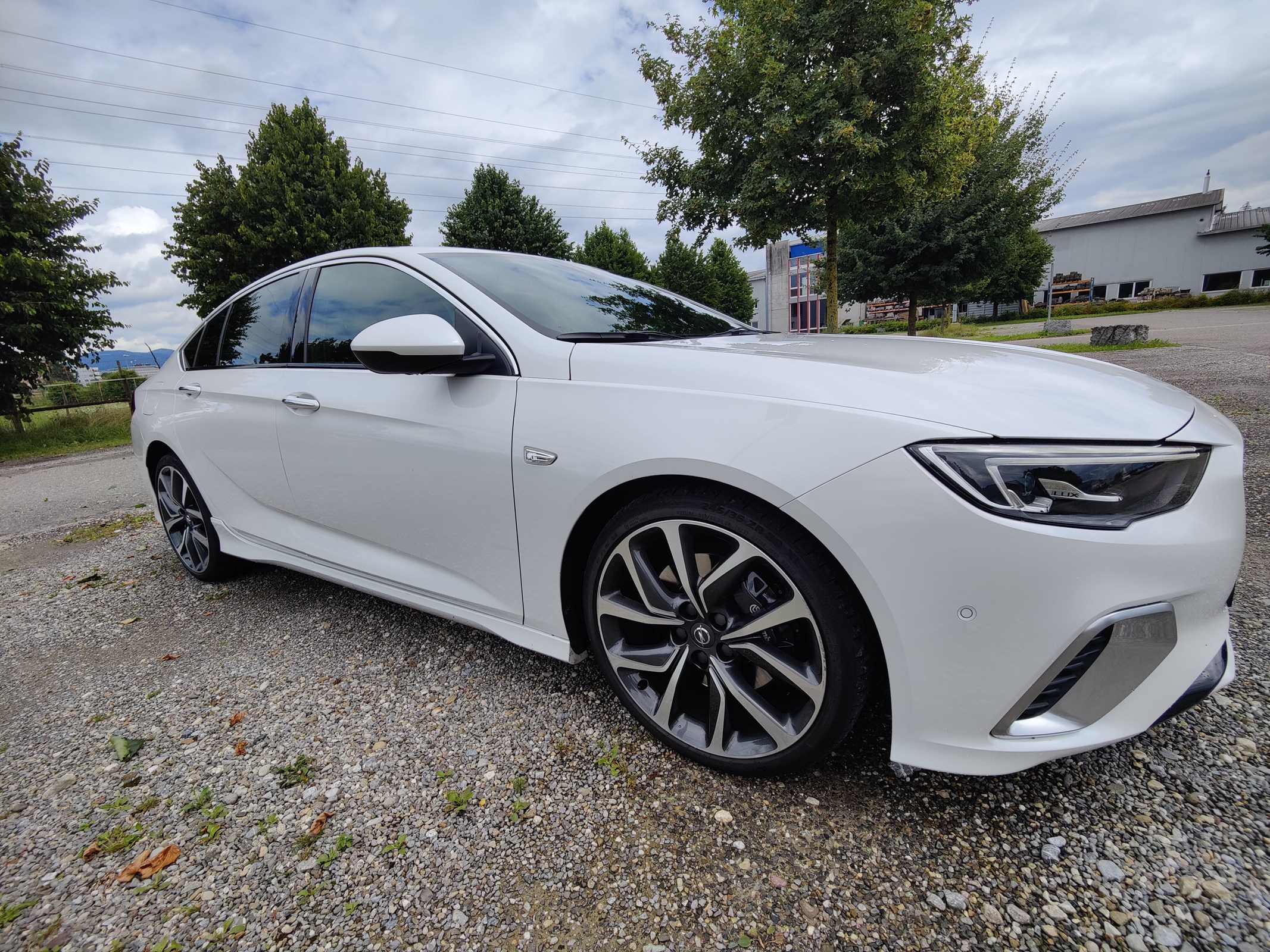 OPEL Insignia 2.0 T Grand Sport GSI 4WD Automat.