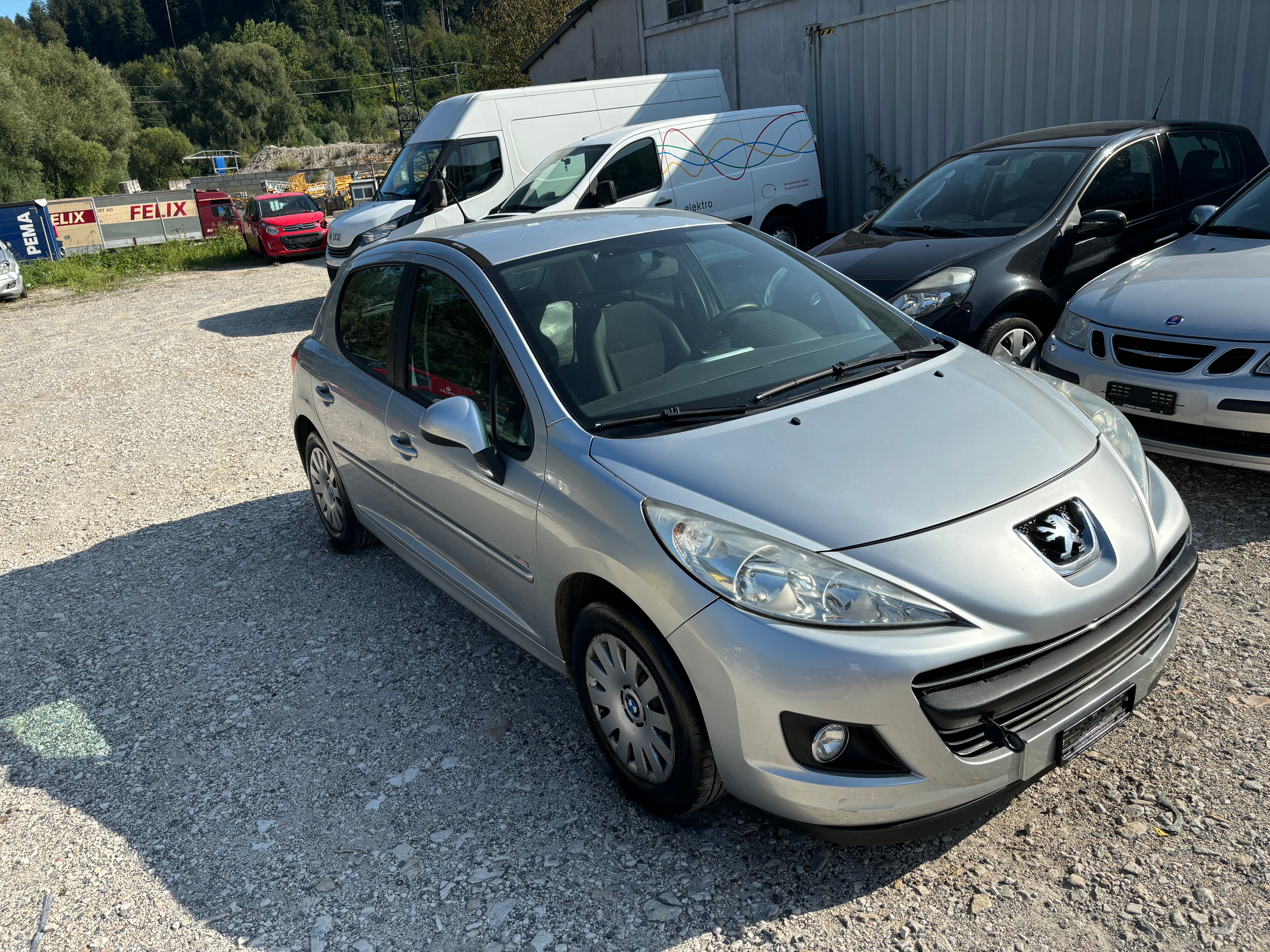 PEUGEOT 207 1.6 HDI Sport