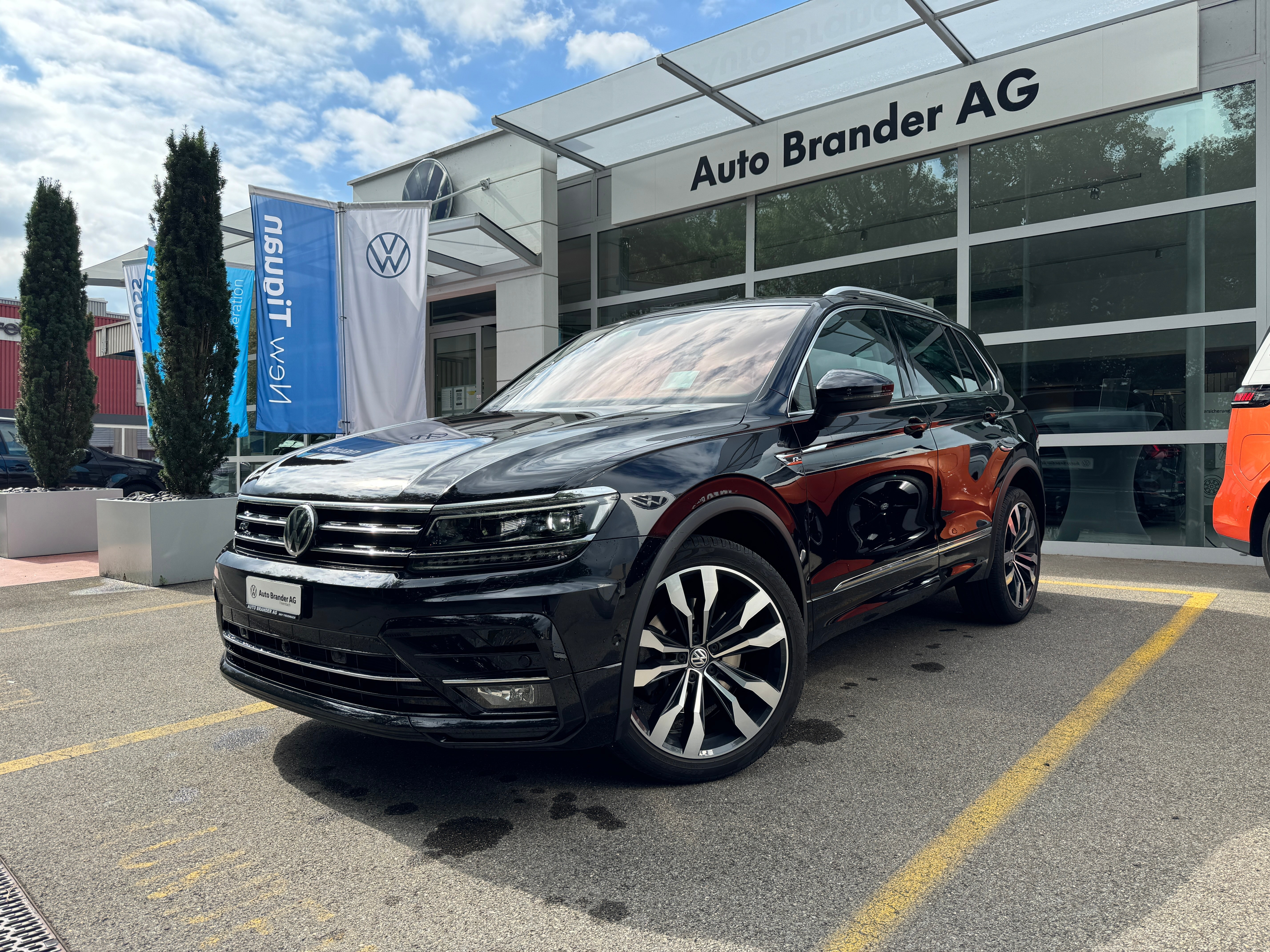 VW Tiguan 2.0TSI 230PS Highline R-Line 4Motion DSG