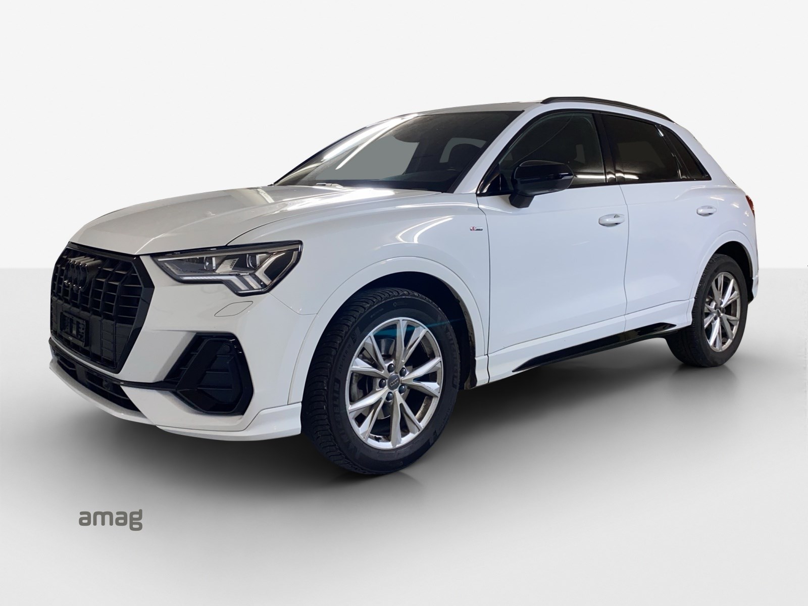 AUDI Q3 35 TFSI S line S-tronic