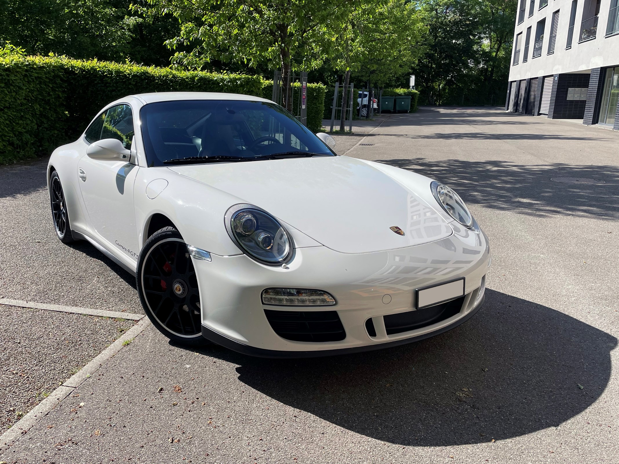 PORSCHE 911 Carrera 4 GTS, seltener Handschalter