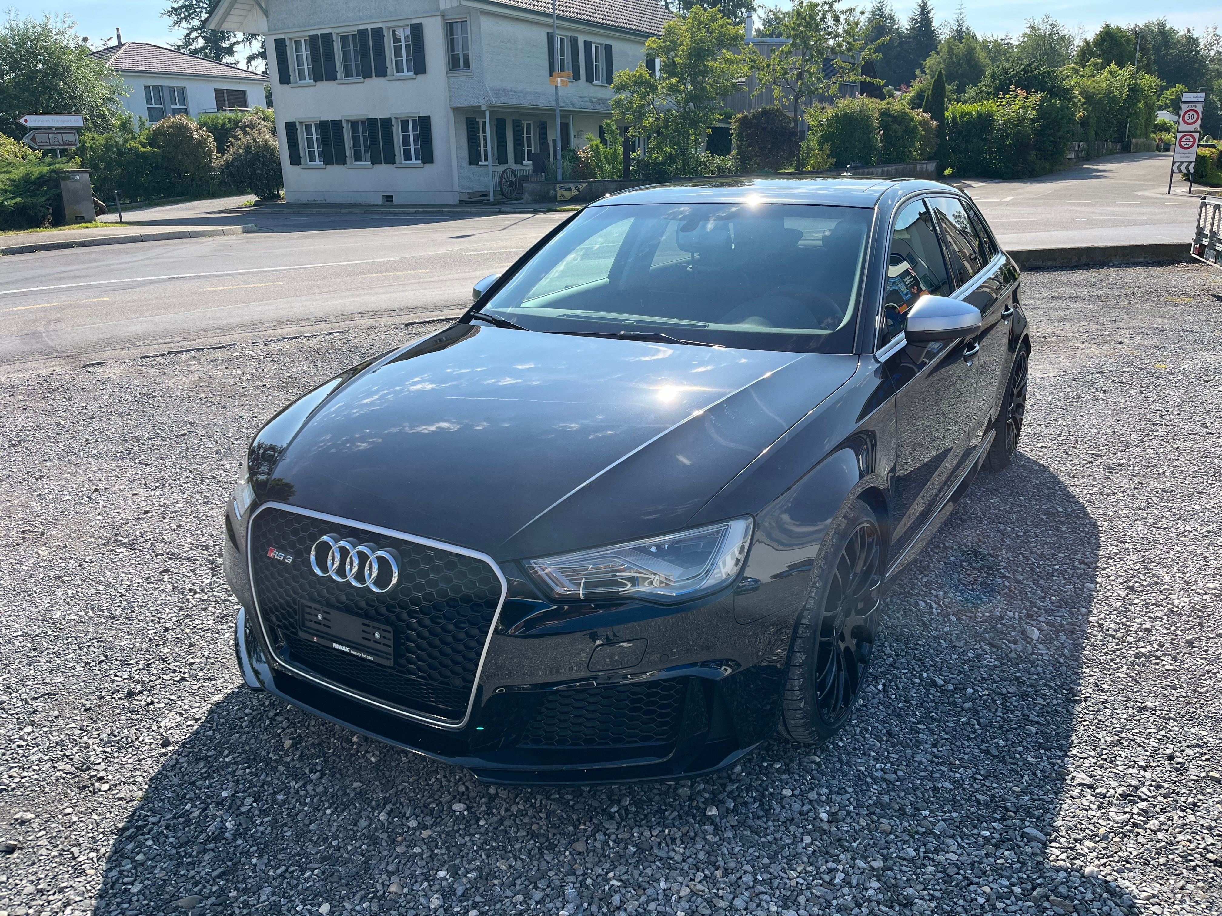 AUDI RS3 2.5 TSI quattro S-tronic