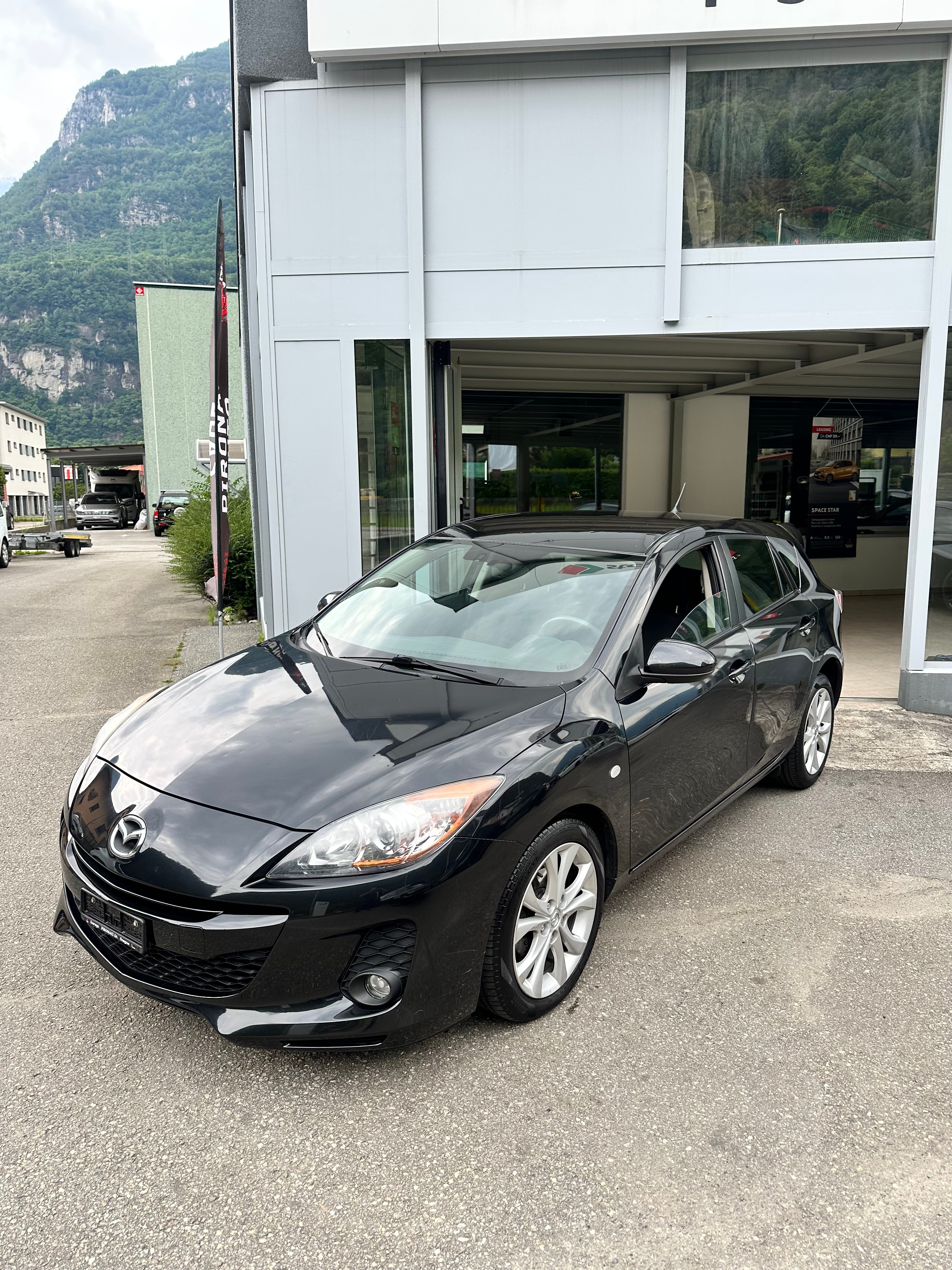 MAZDA 3 1.6 16V Confort