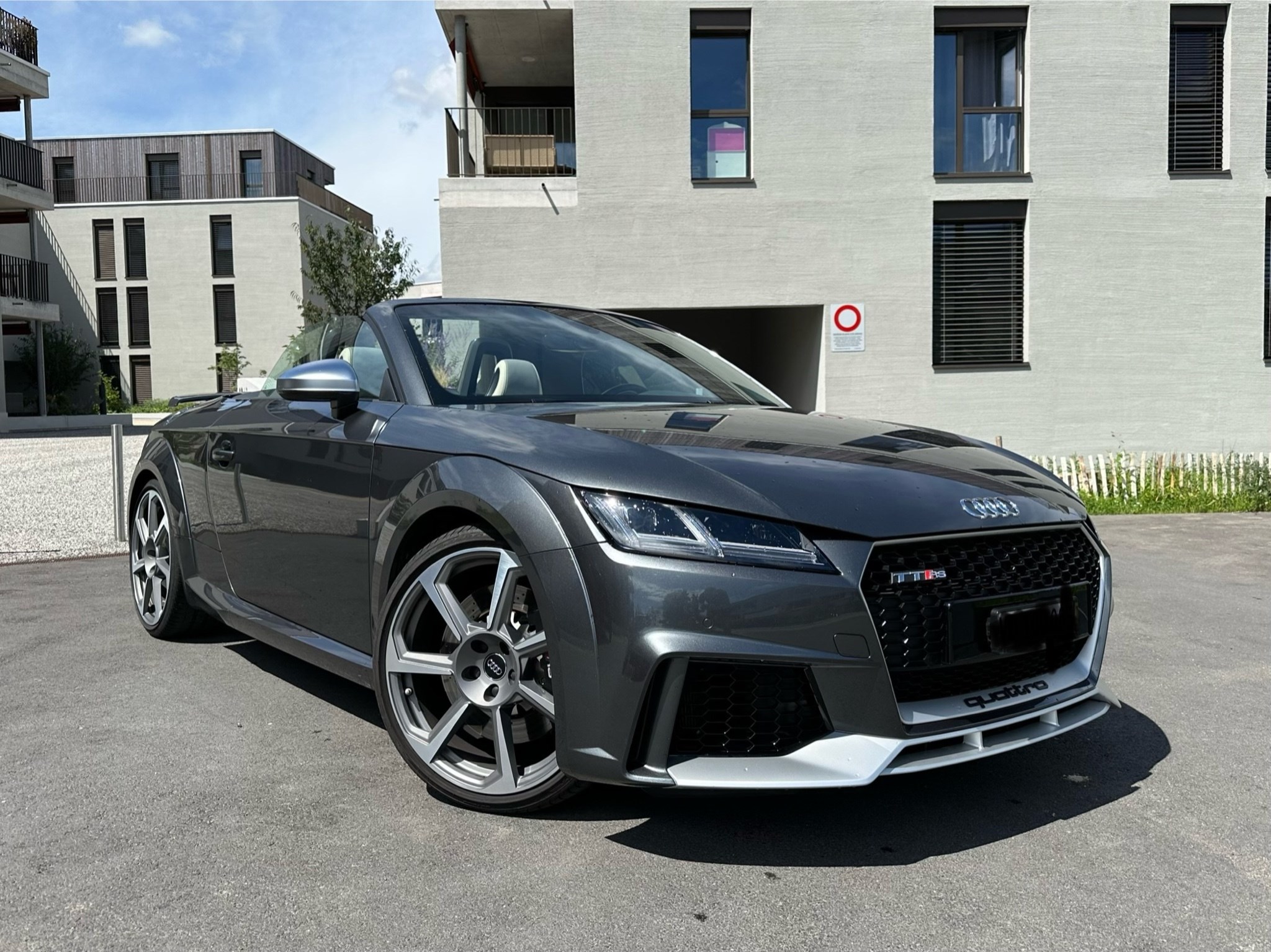 AUDI TT RS Roadster 2.5 TFSI quattro S-tronic