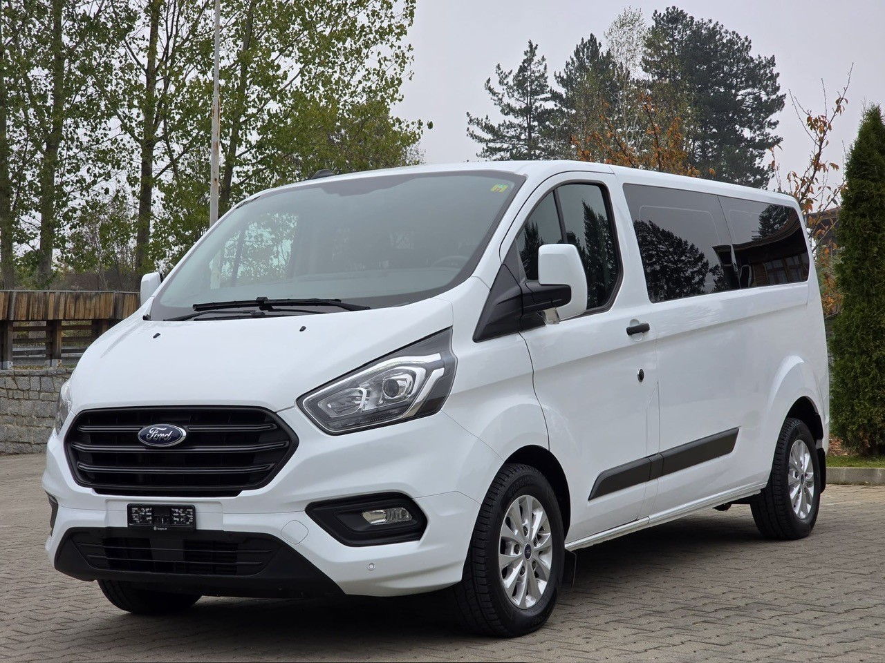 FORD Transit Custom 320 L2H1 Trend