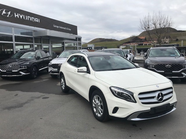 MERCEDES-BENZ GLA 220 CDI Urban 7G-DCT