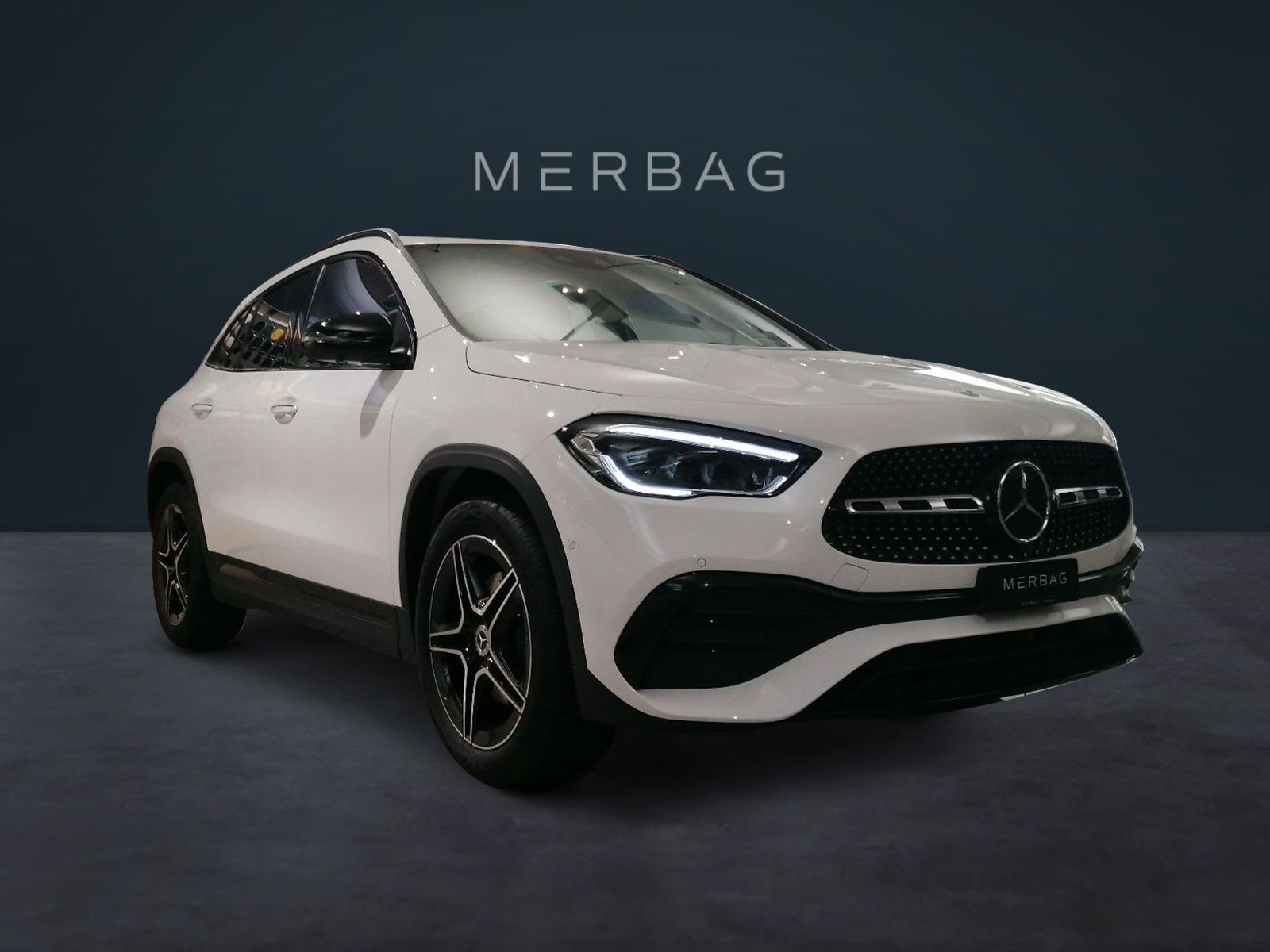 MERCEDES-BENZ GLA 220d 4Matic AMG Line 8G-DCT