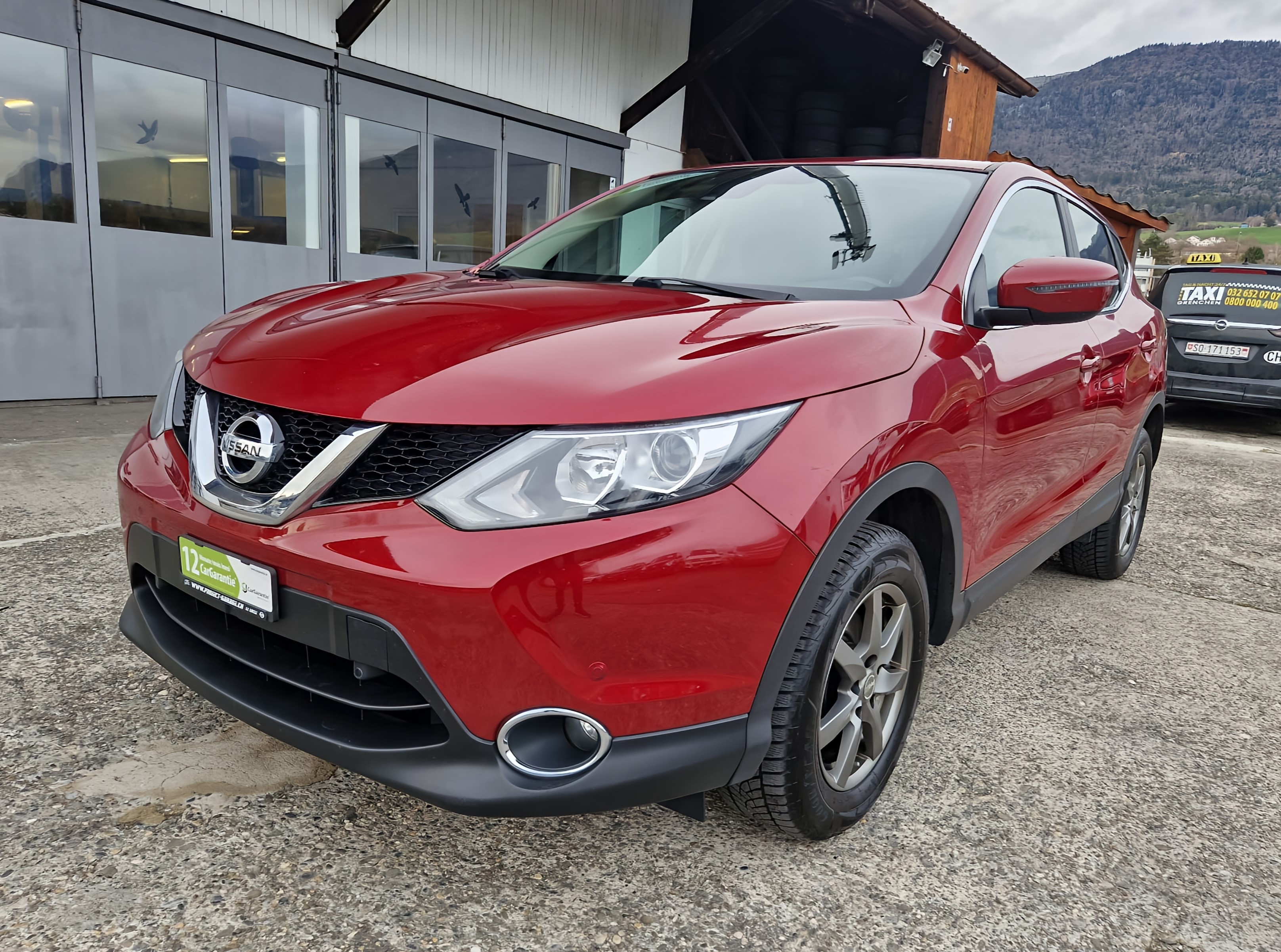 NISSAN QASHQAI 1.2 DIG-T ACENTA - *FRISCH AB MFK* · *AB SERVICE* · *AUS 1. HAND*