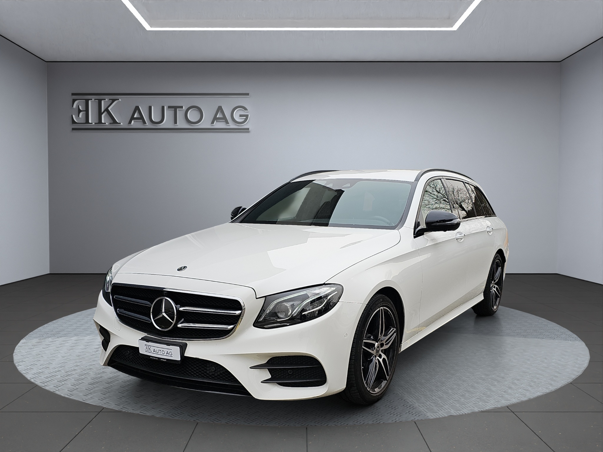 MERCEDES-BENZ E 220 d AMG Line 4Matic 9G-Tronic