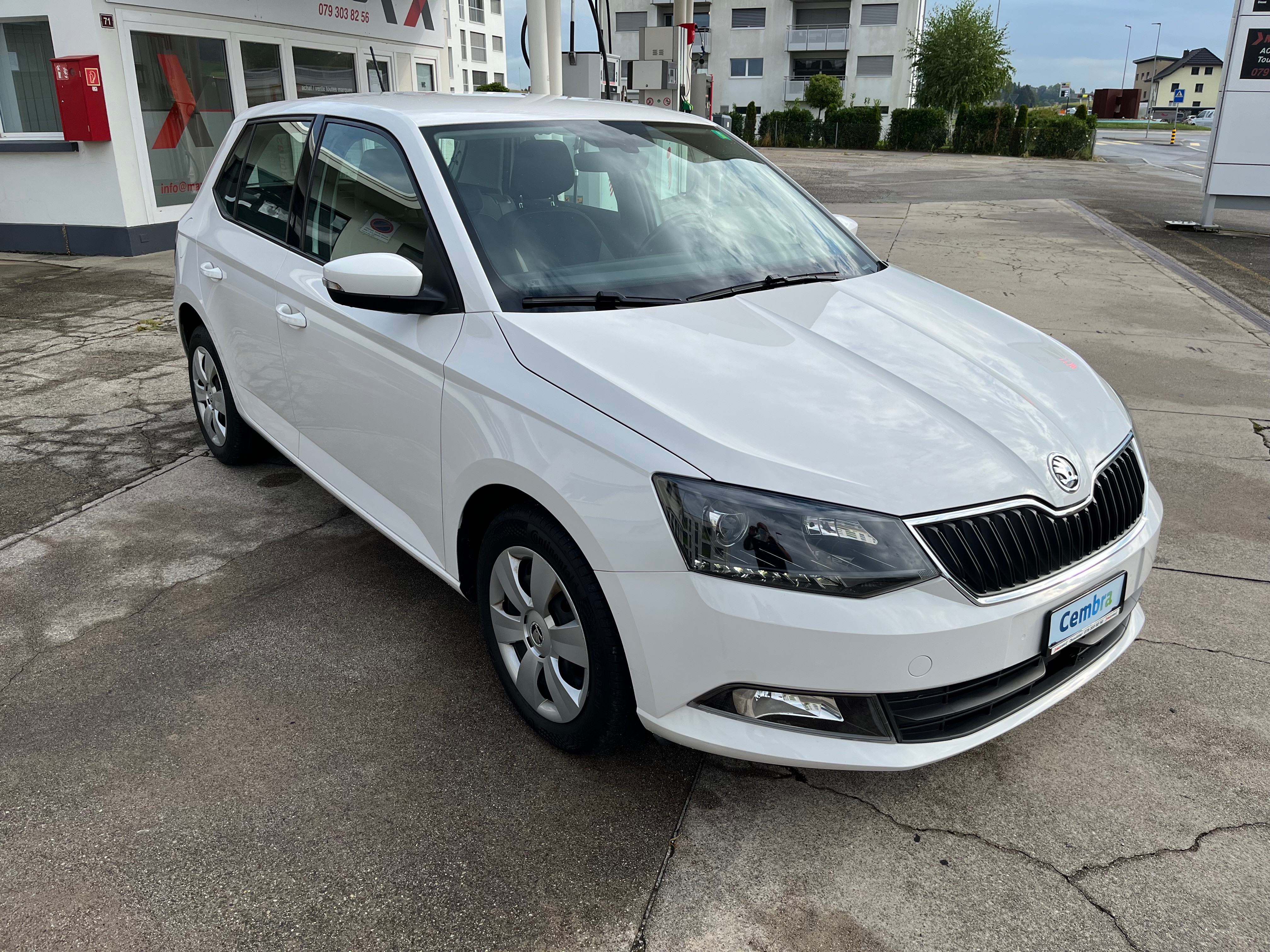 SKODA Fabia 1.0 TSI Ambition 95CV de 1ère main, comme neuve! Expertisée du jour! Très économique et fiable.