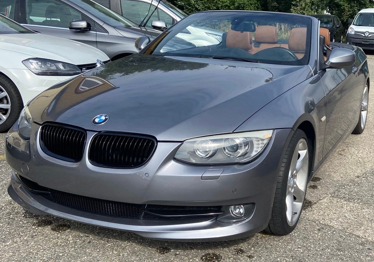 BMW 330i Cabriolet