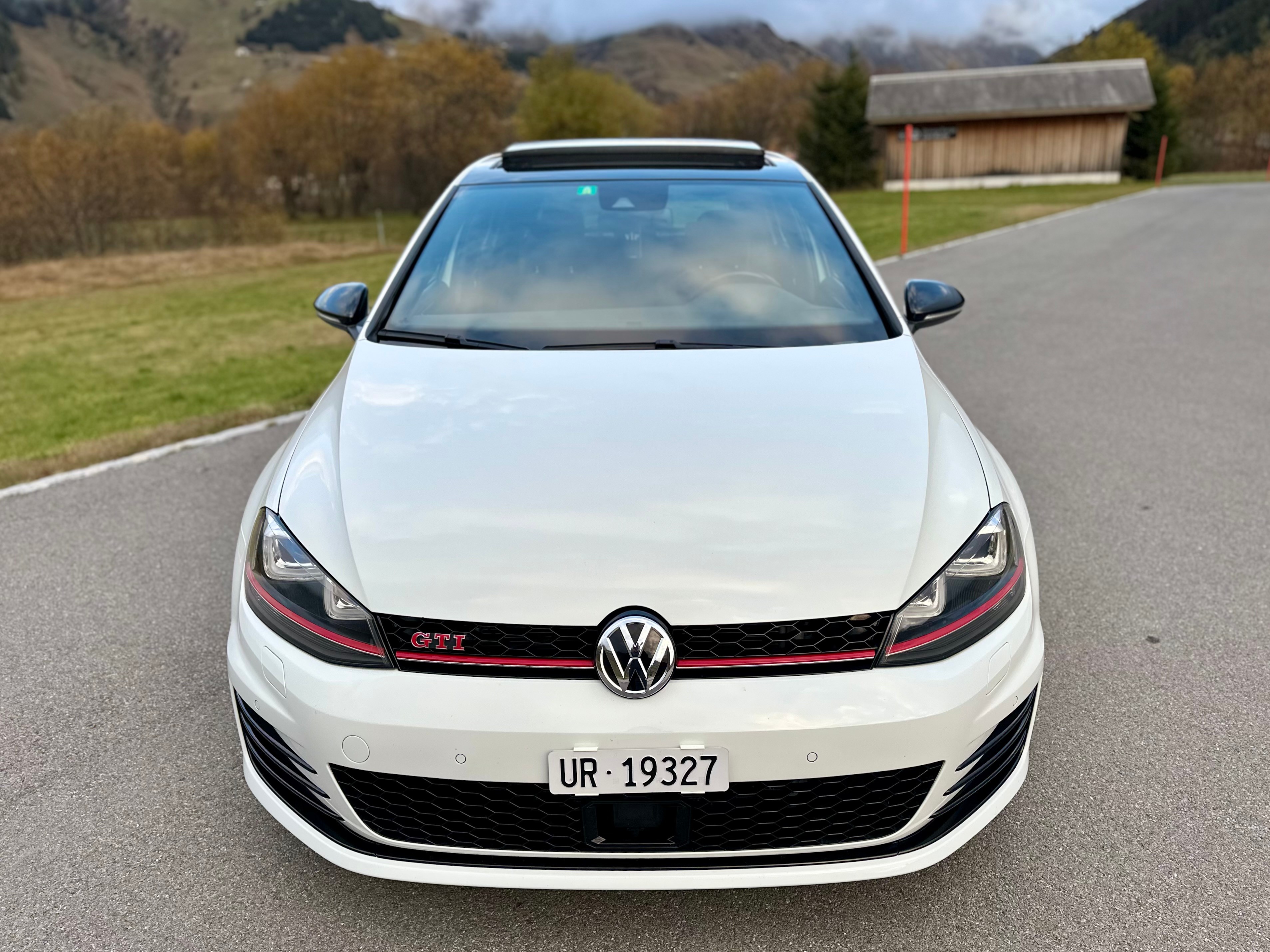 VW Golf 2.0 TSI GTI Performance DSG