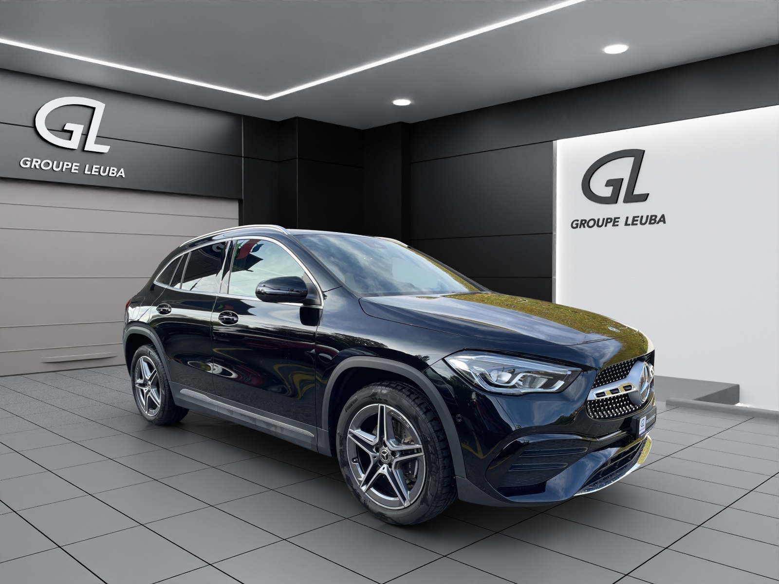 MERCEDES-BENZ GLA 250e AMG Line 8G-DCT