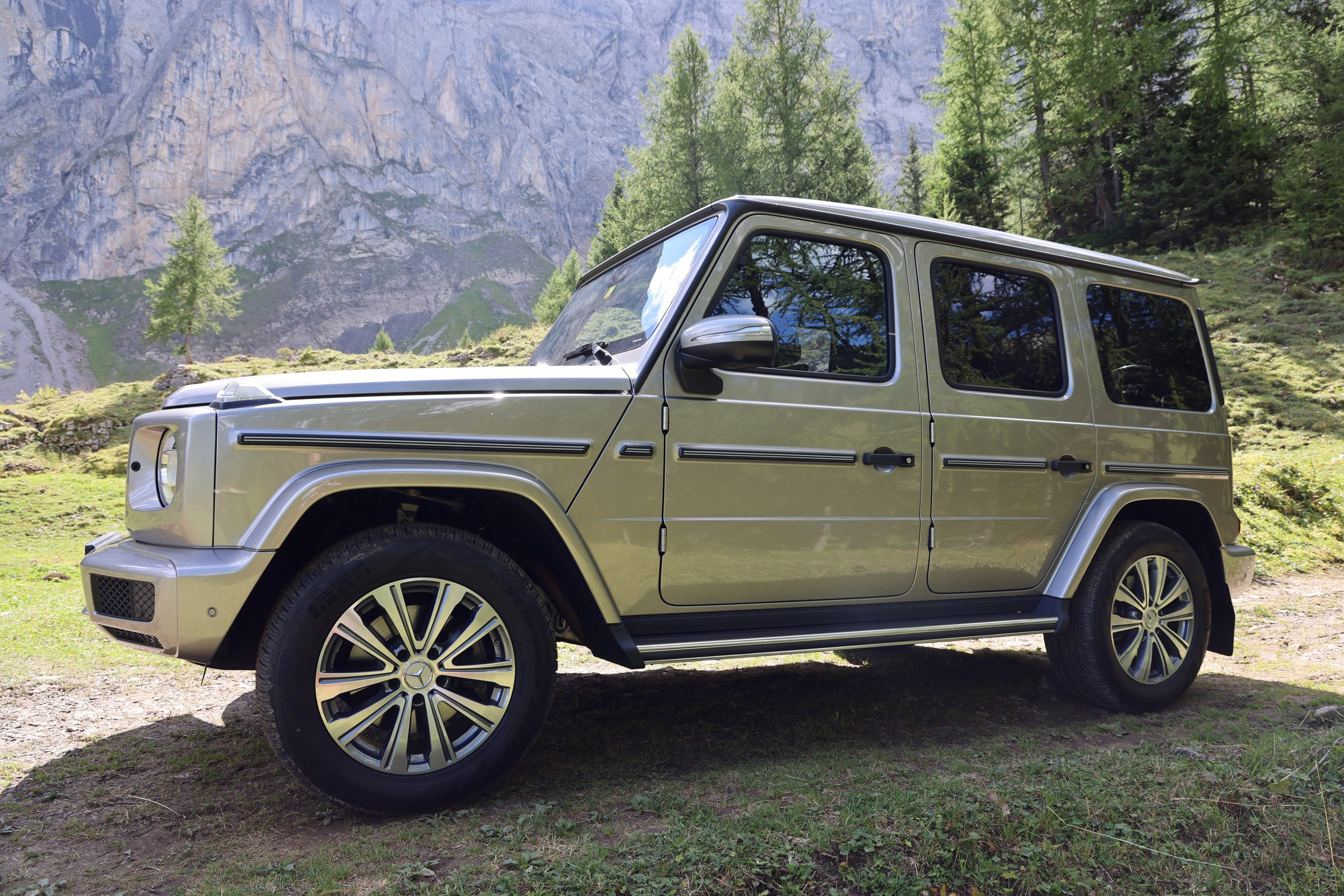 MERCEDES-BENZ G 500 9G-Tronic