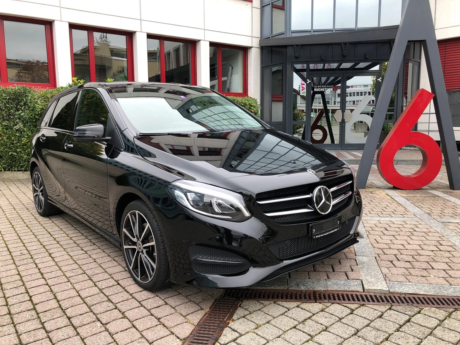 MERCEDES-BENZ B 220 CDI 4Matic 177PS Automat