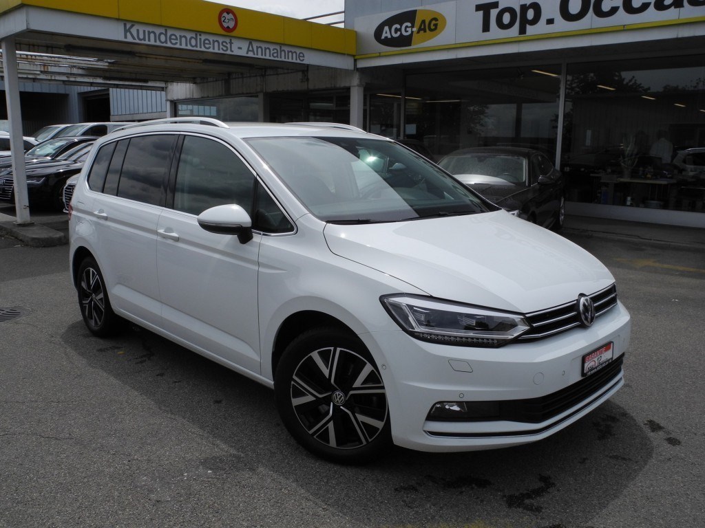 VW Touran 2.0 TDI BlueMotion Technology Highline DSG ** 7-Sitze im Alcantara ** Gr.Navi mit RFK *