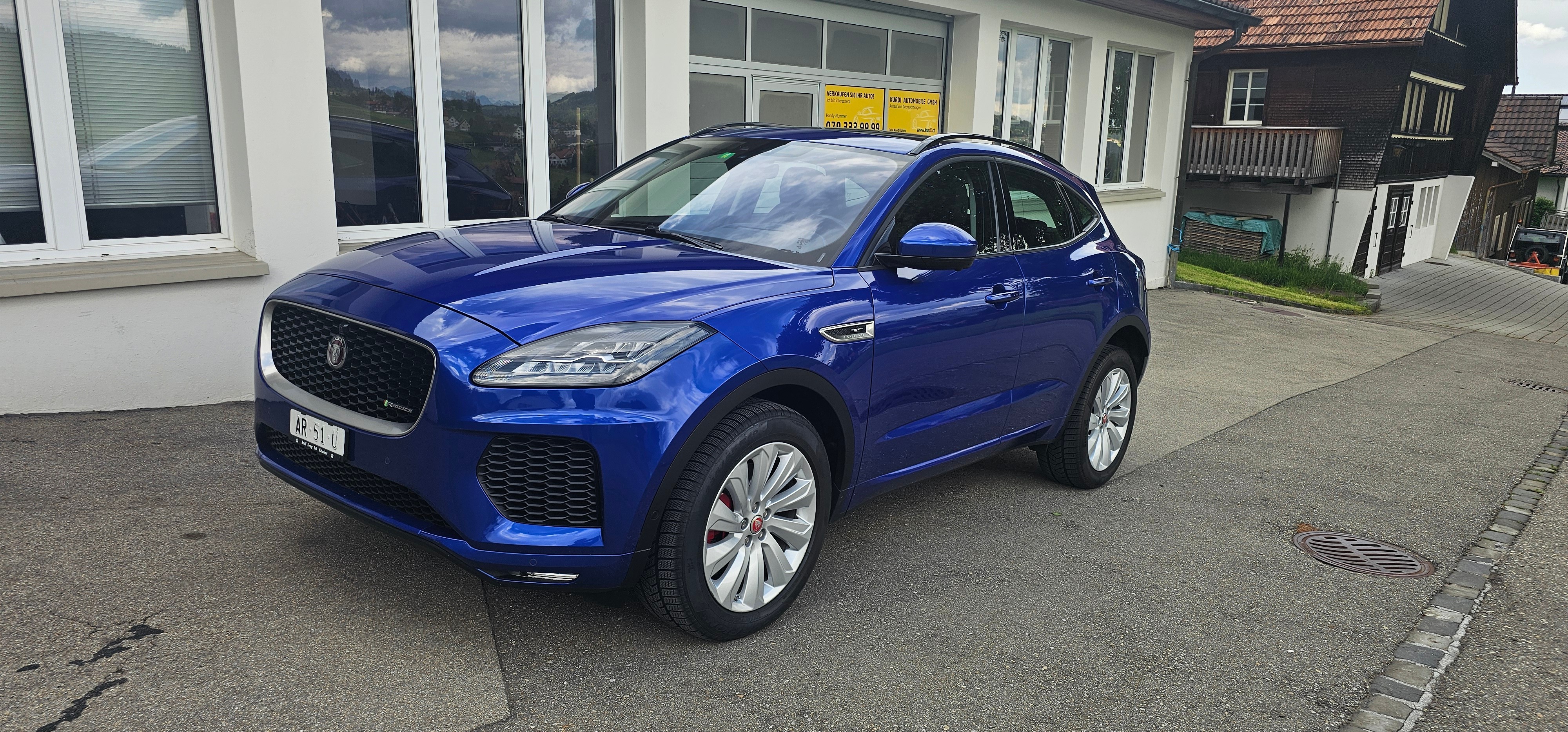 JAGUAR E-Pace 2.0 P300 R-Dynamic SE AWD Automatik