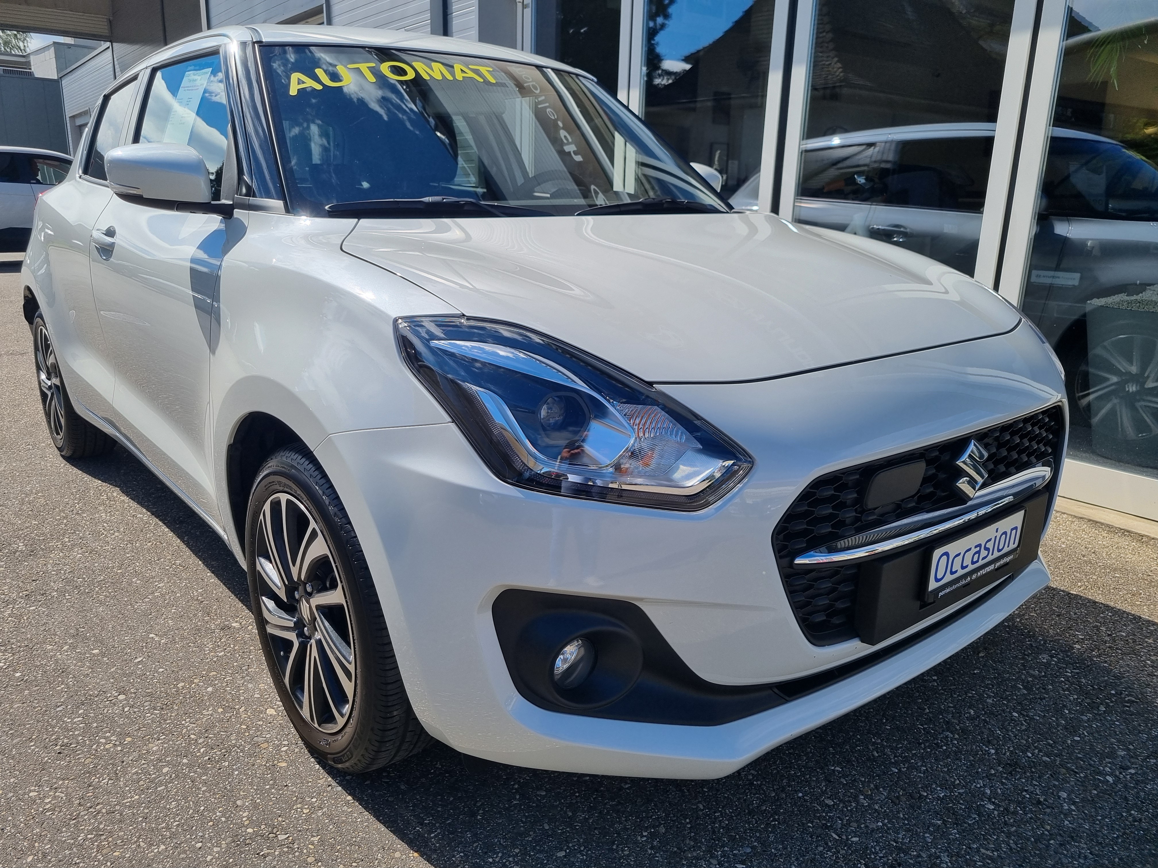 SUZUKI Swift 1.2 Compact Top Hybrid CVT