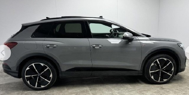 AUDI Q4 e-tron 55 quattro