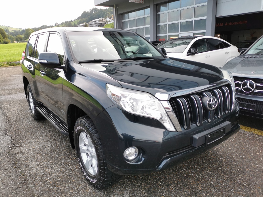 TOYOTA Land Cruiser 3.0 TD Terra Automatic