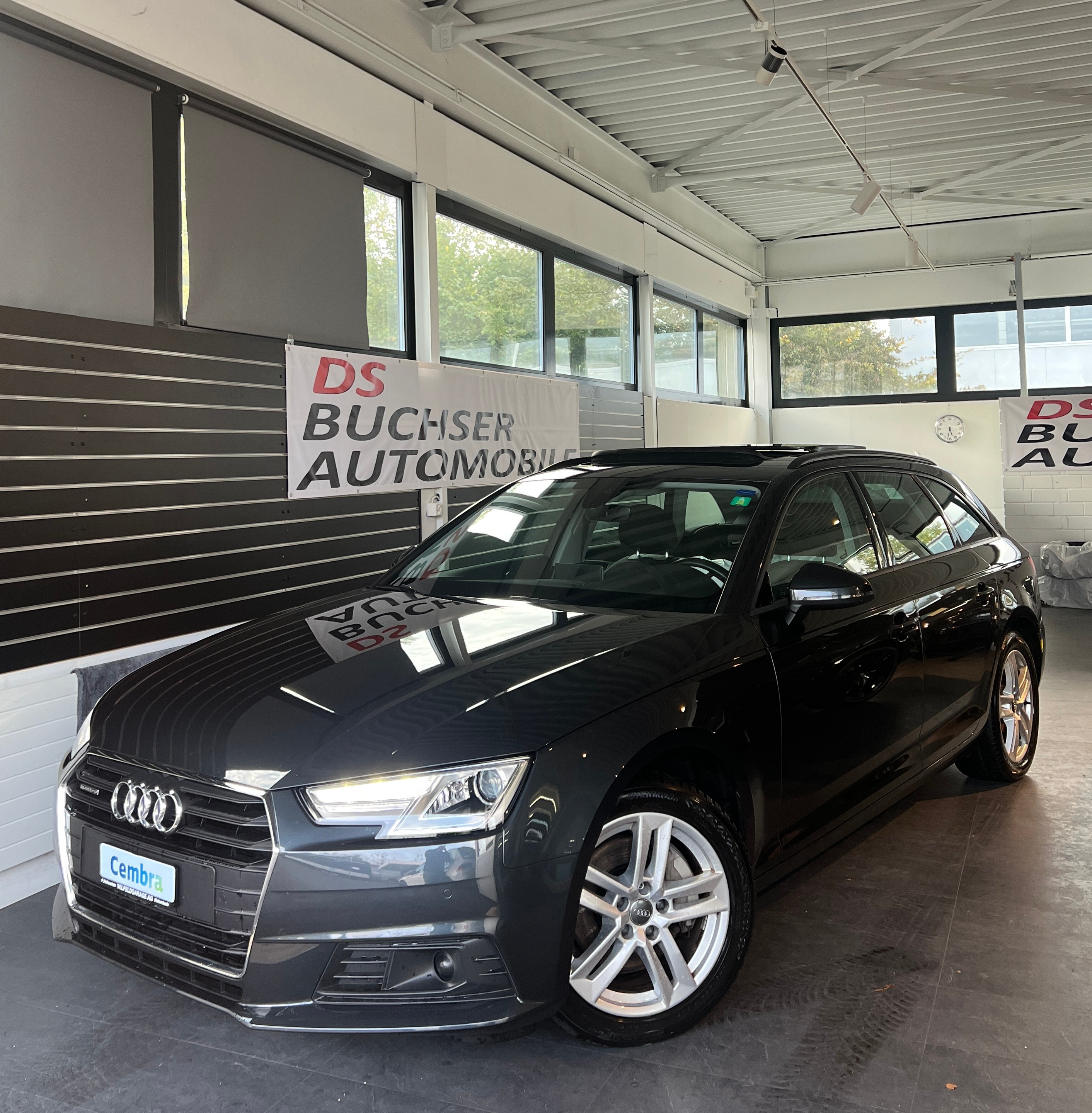 AUDI A4 2.0 TDI Design quattro S-tronic