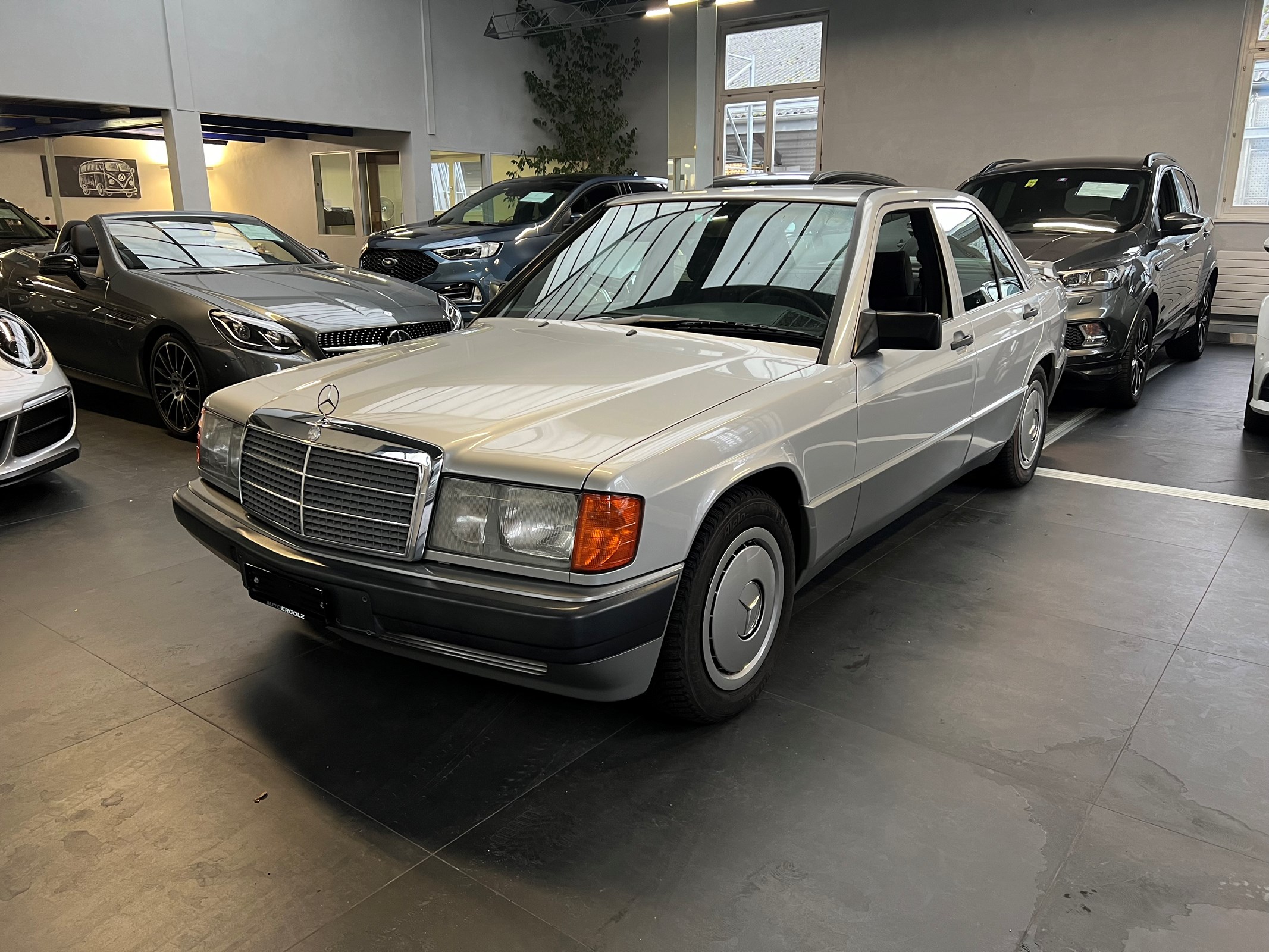 MERCEDES-BENZ 190 E 1.8