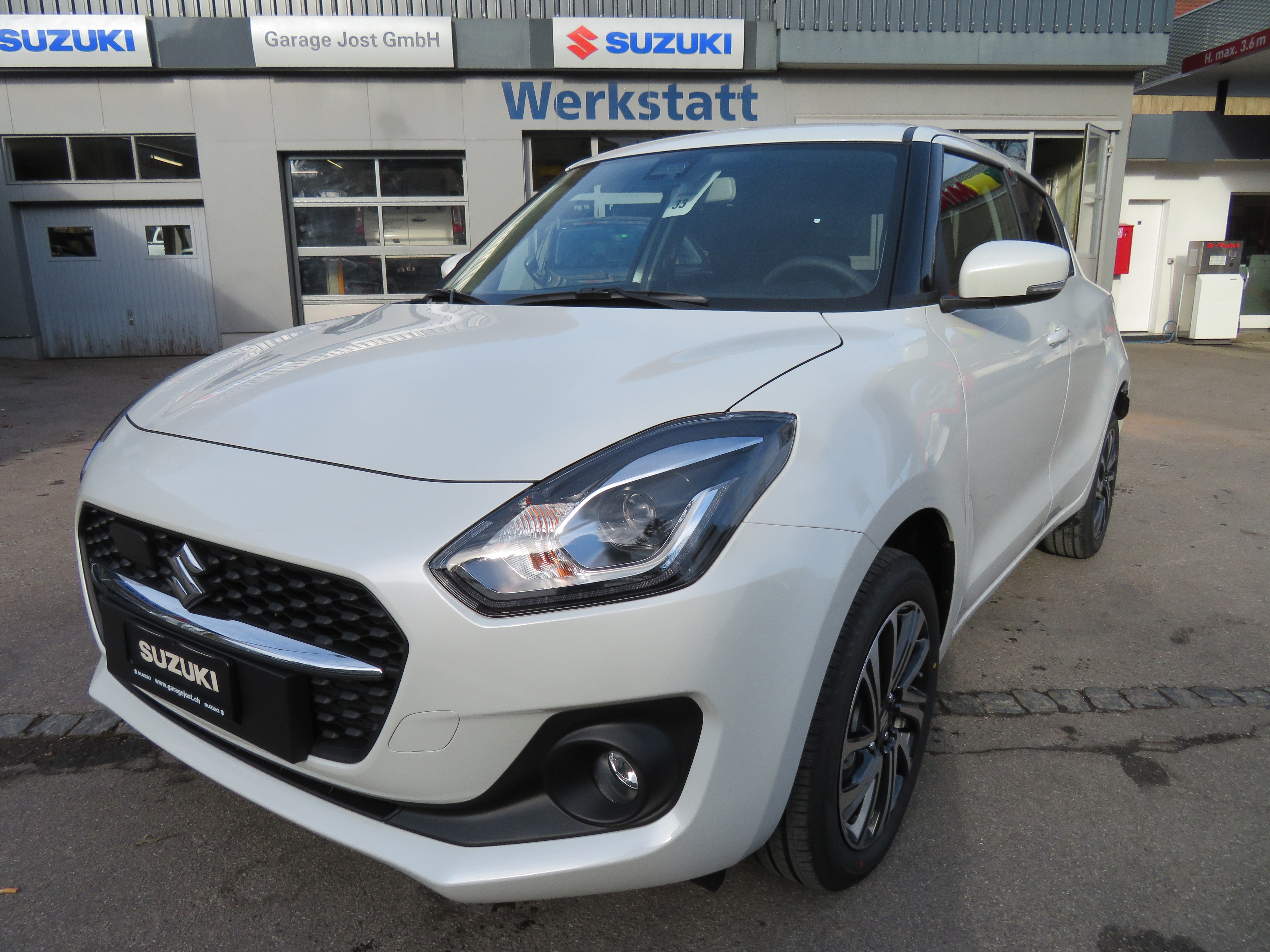 SUZUKI Swift 1.2 Compact Top 4x4 Hybrid