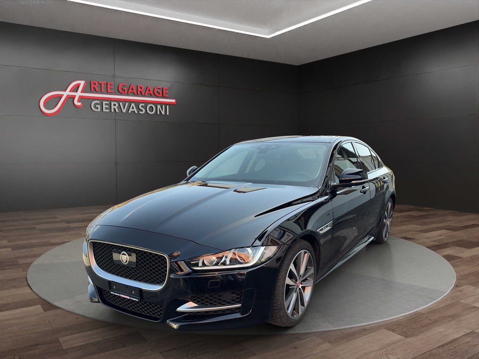 JAGUAR XE 20d R-Sport AWD