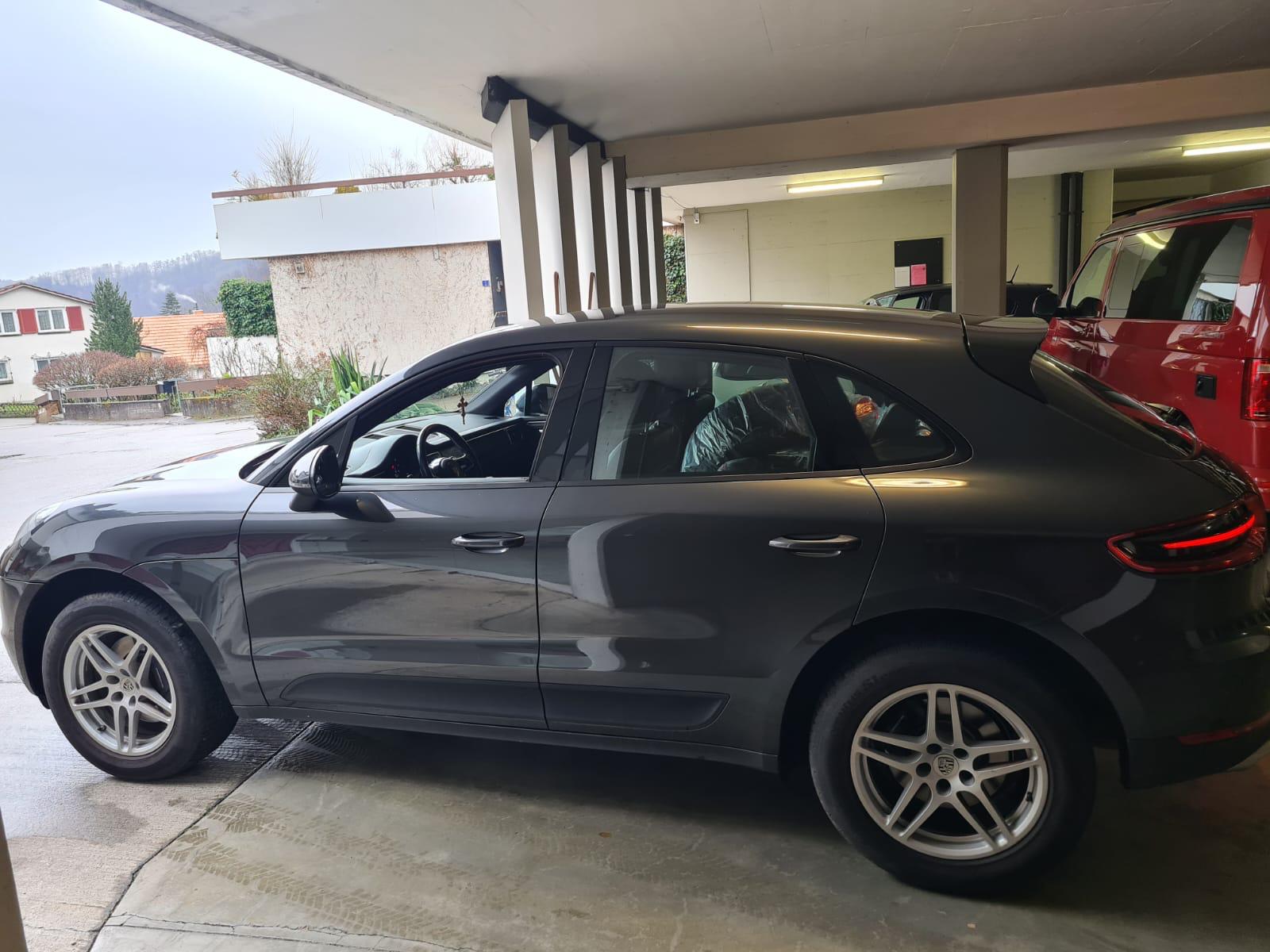 PORSCHE Macan PDK