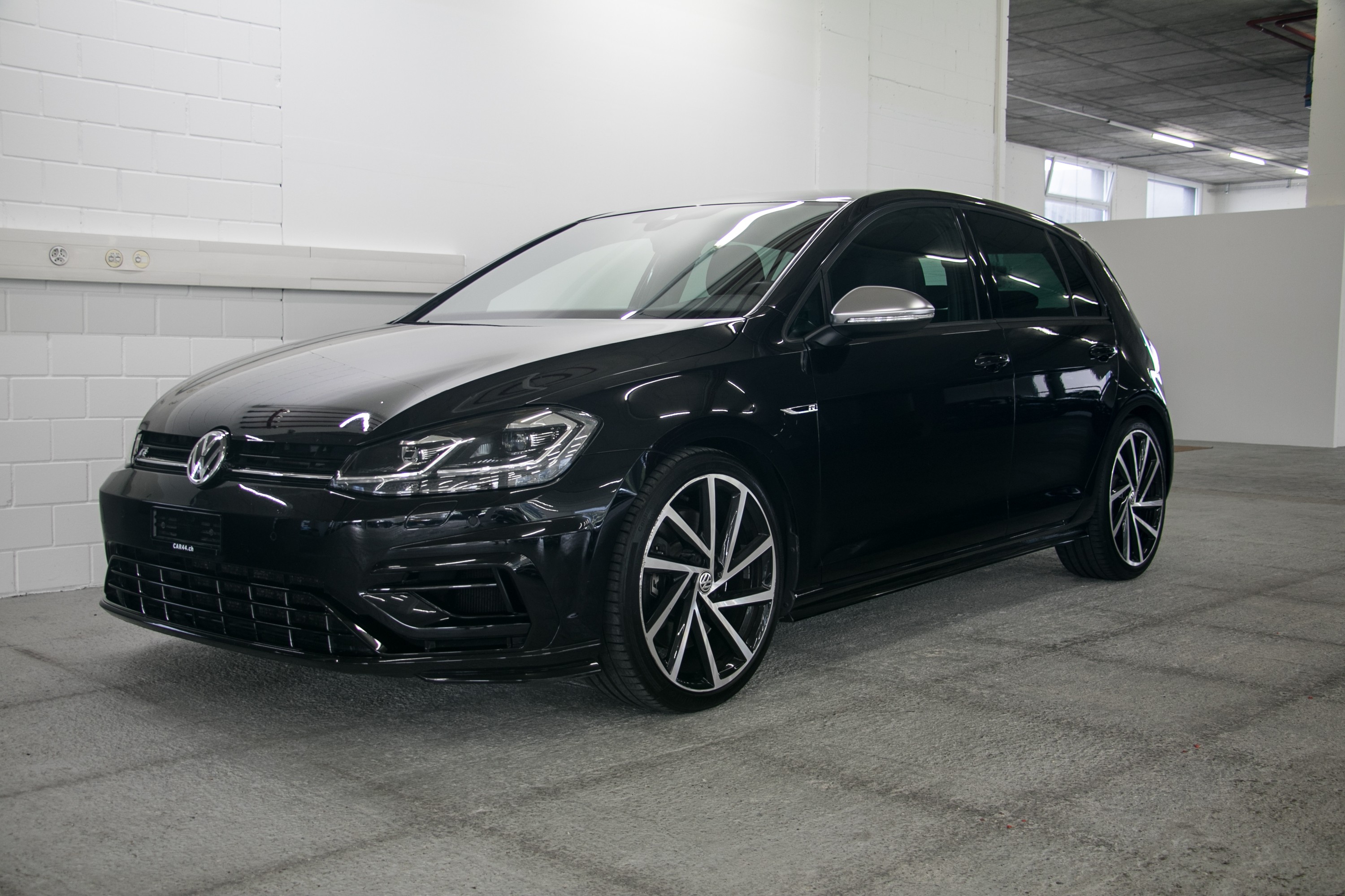 VW Golf 2.0 TSI R 4Motion DSG