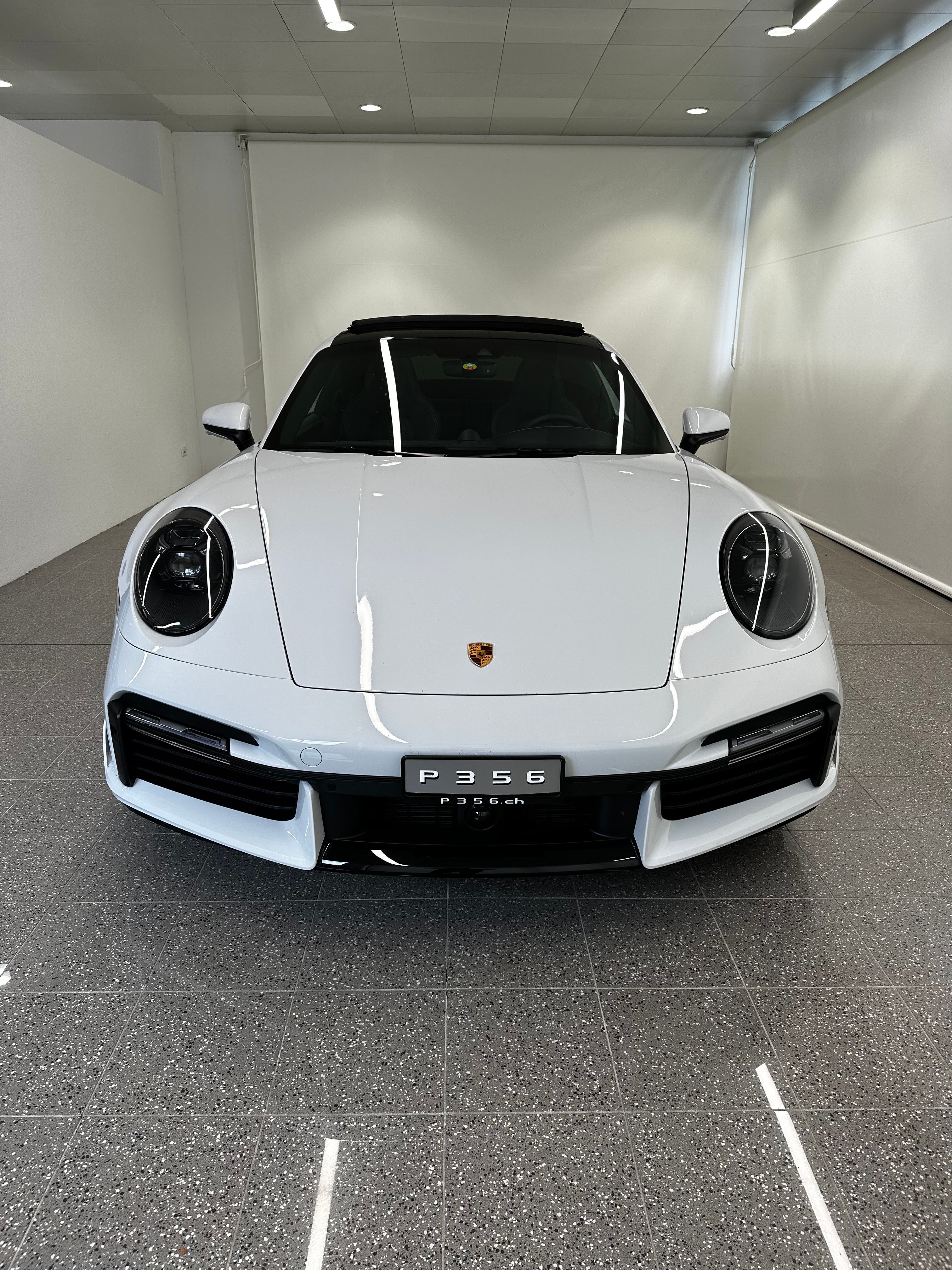 PORSCHE 911 Turbo S PDK