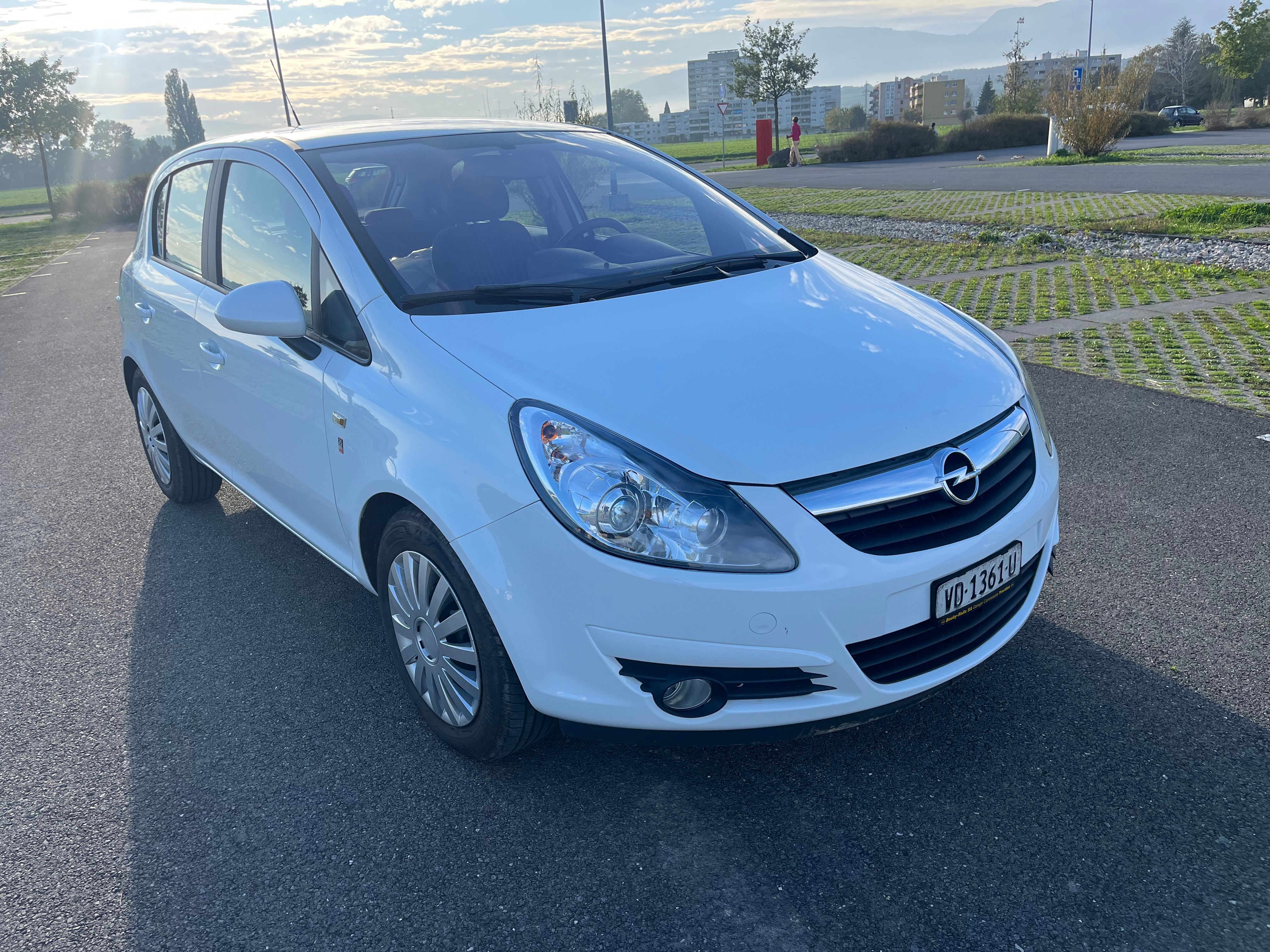 OPEL Corsa 1.4 TP Anniversary Automatic