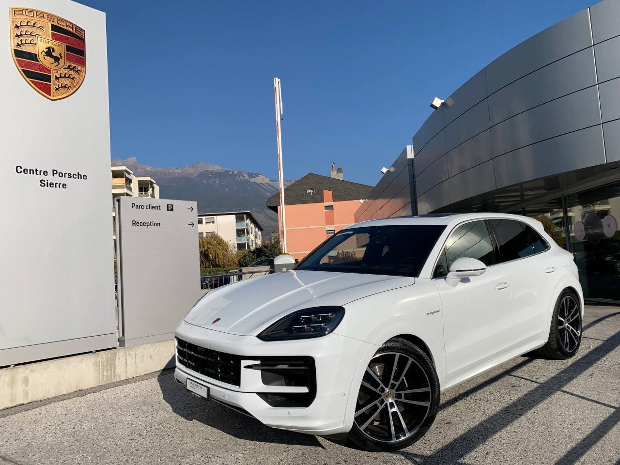 PORSCHE CAYENNE E-HYBRID