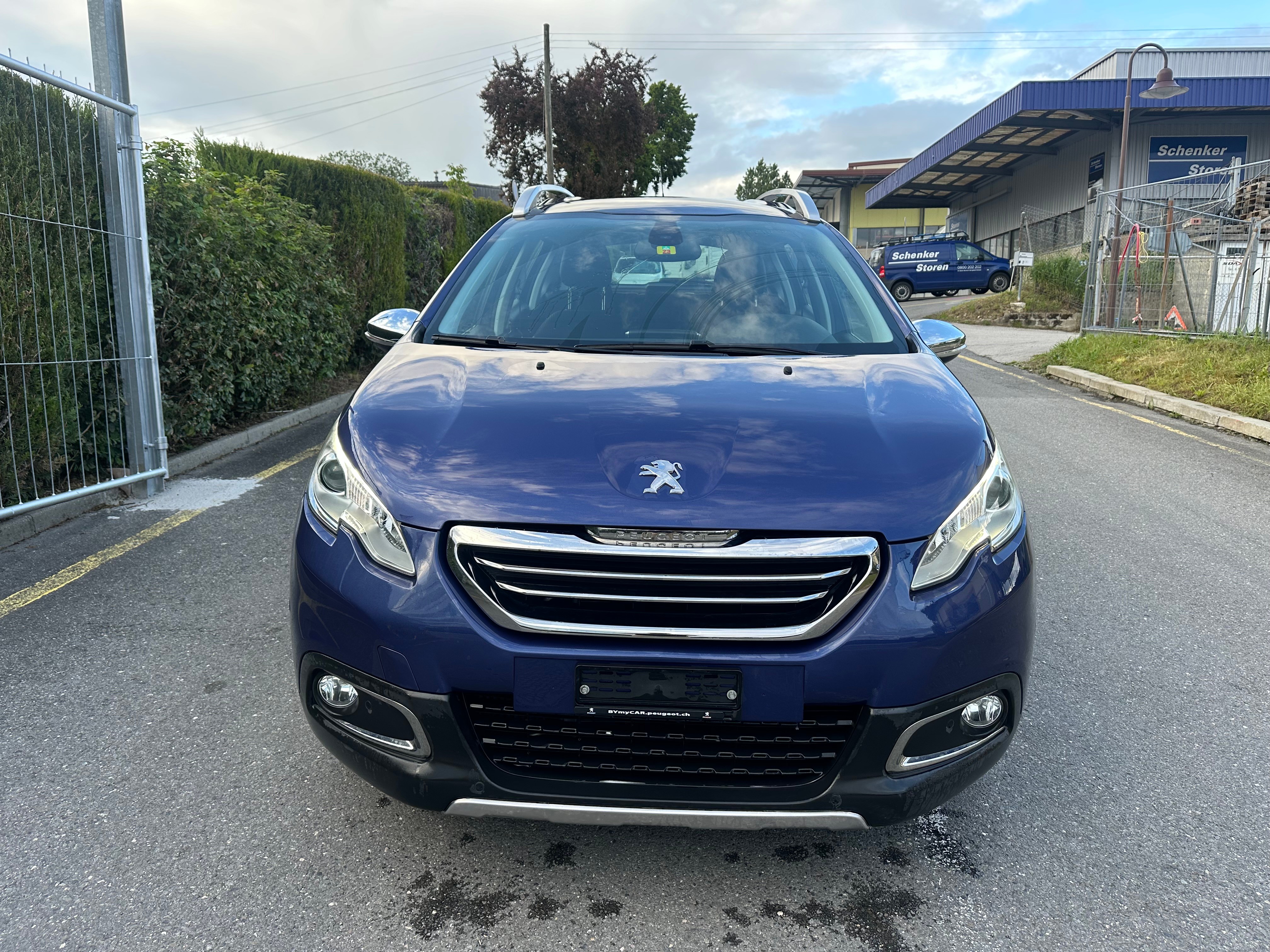 PEUGEOT 2008 1.2 PureTech Féline