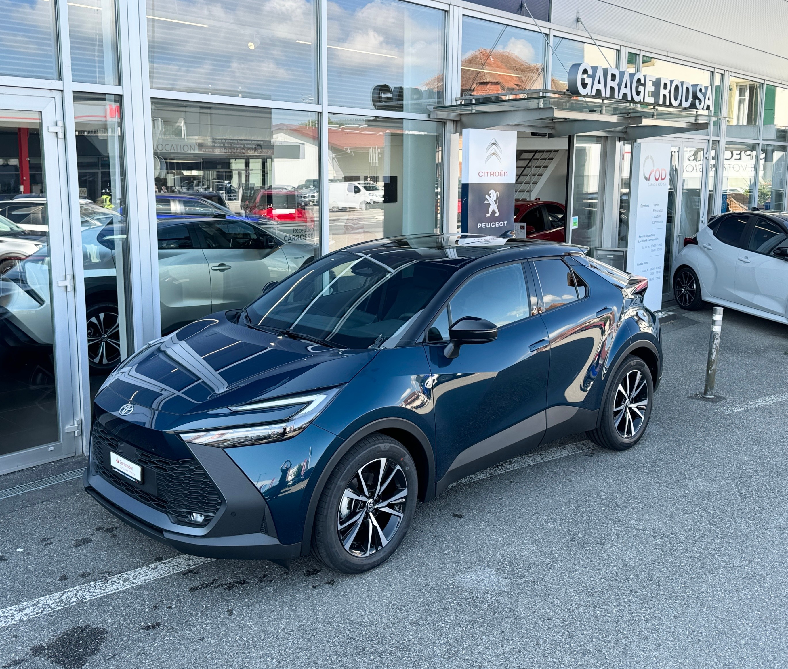 TOYOTA C-HR 1.8 HSD CVT Trend