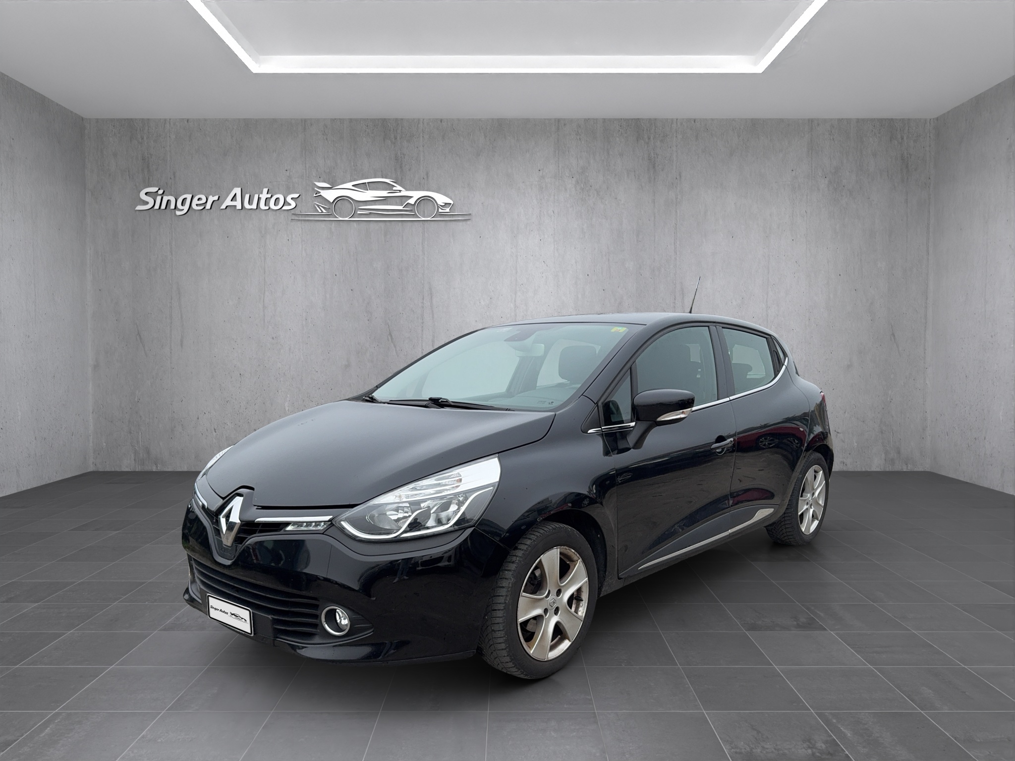 RENAULT Clio 0.9 12V Expression