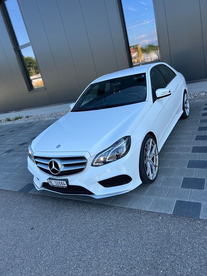 MERCEDES-BENZ E 220 d AMG Line 9G-Tronic