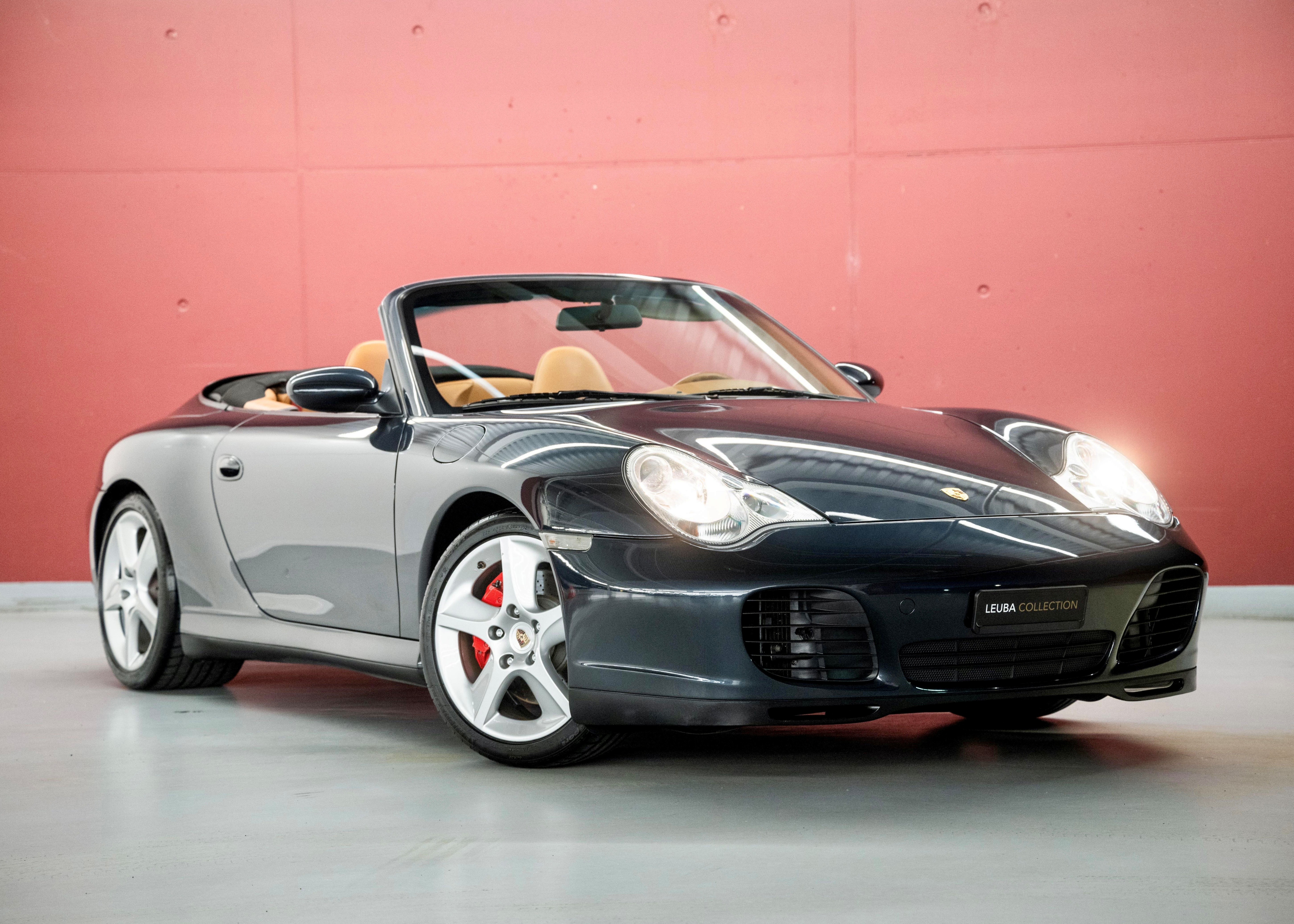 PORSCHE 911 Carrera 4 S Cabrio