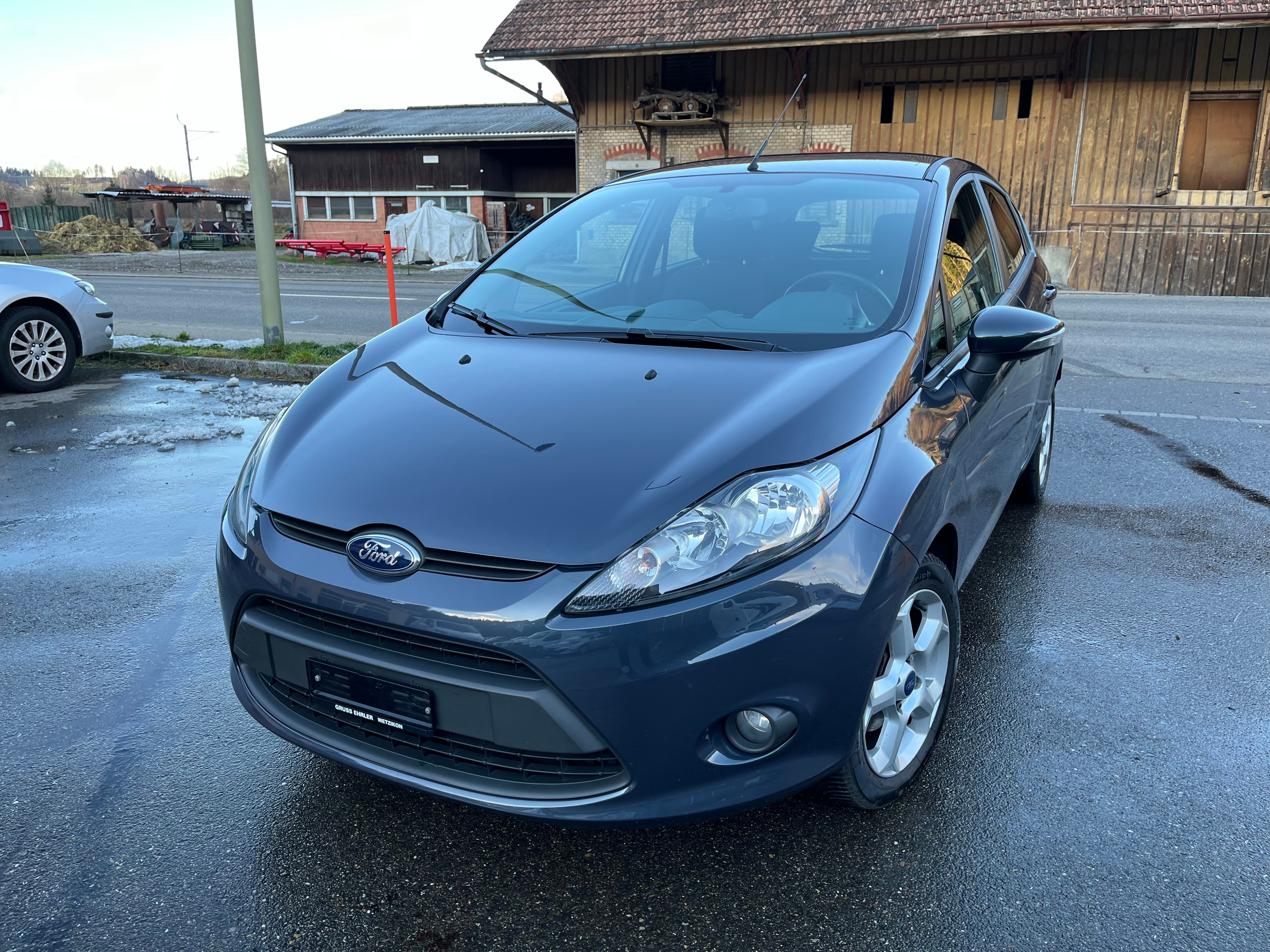 FORD Fiesta 1.4 16V Trend Automatic