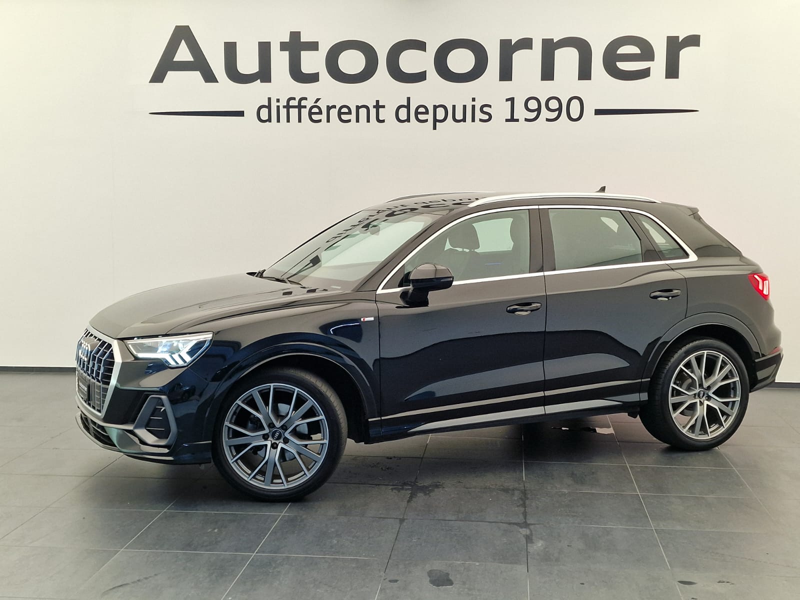 AUDI Q3 35 TFSI S line S-tronic