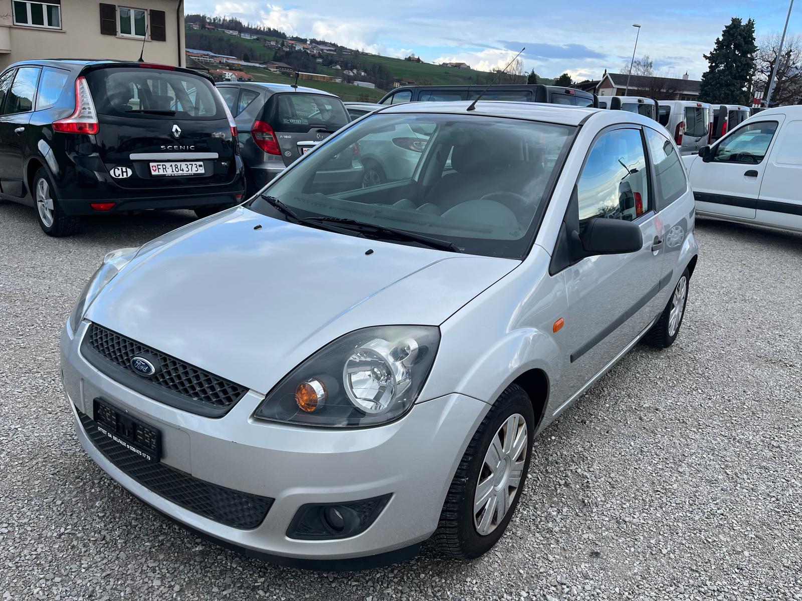 FORD Fiesta 1.6 16V Trend