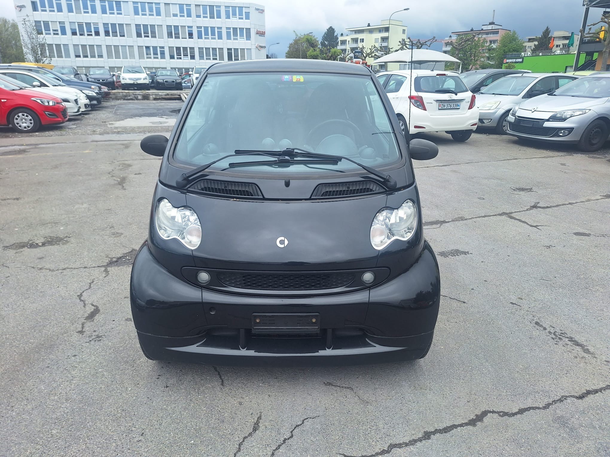 SMART fortwo red