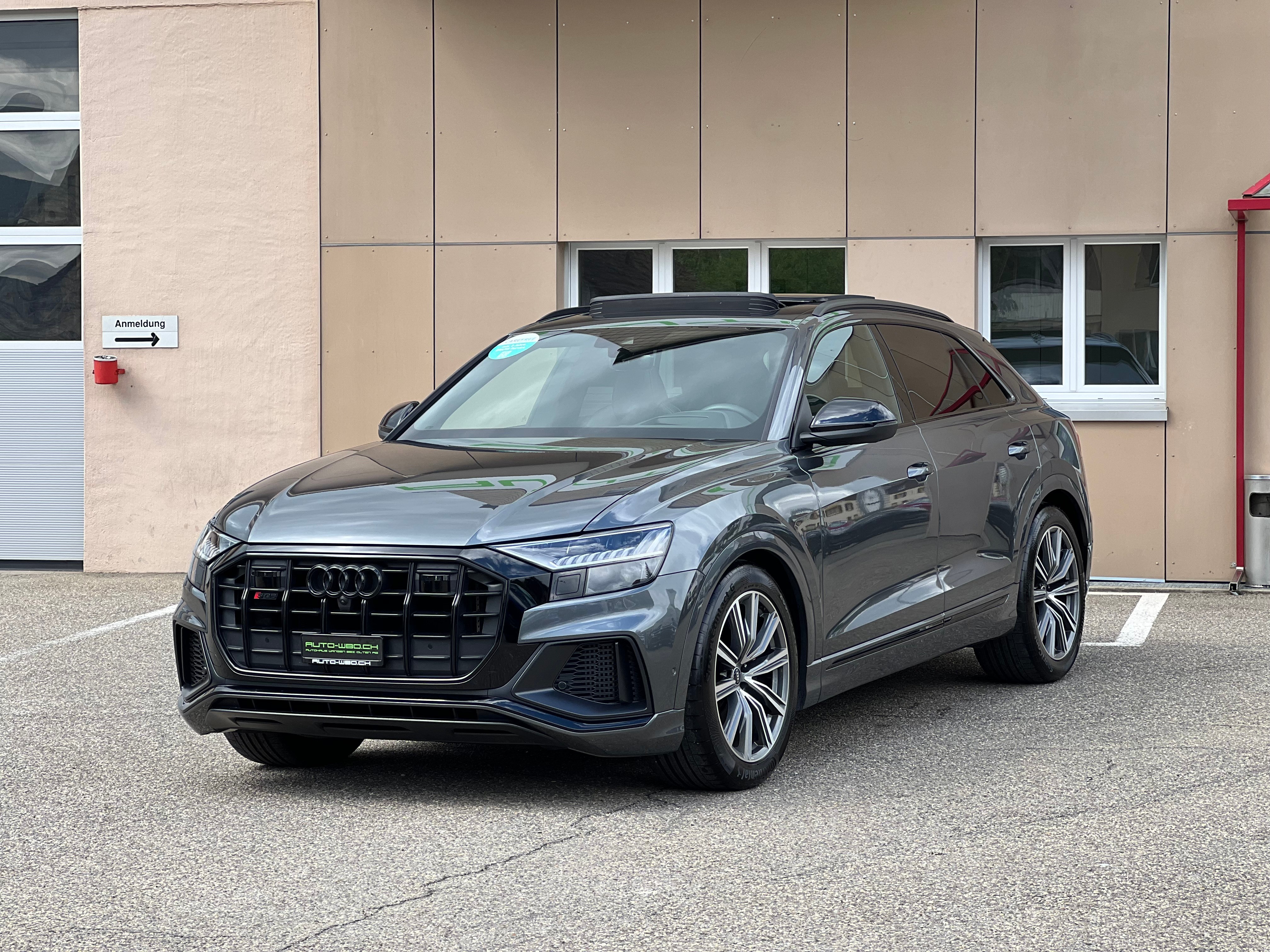 AUDI SQ8 TFSI quattro tiptronic