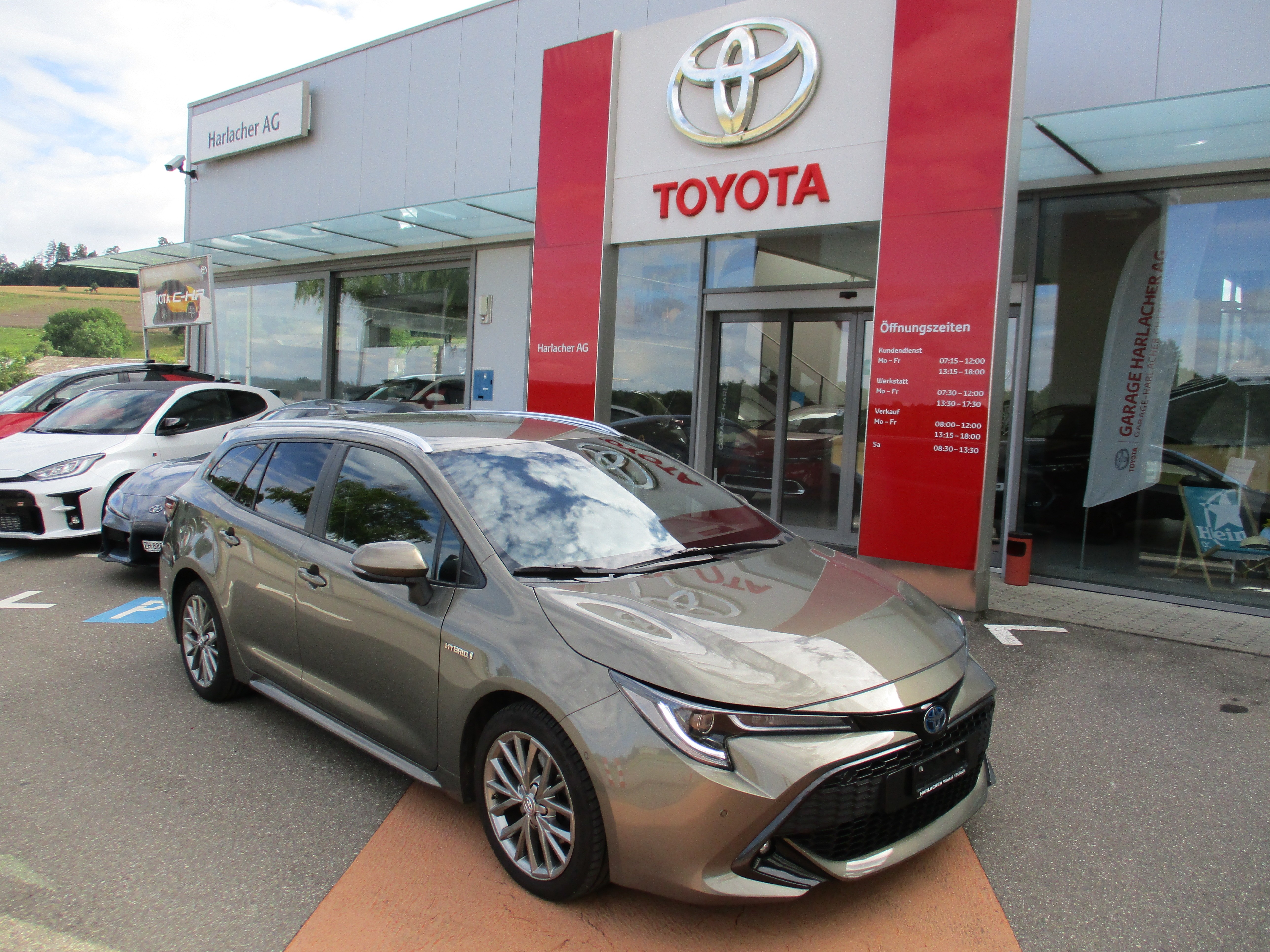 TOYOTA Corolla Touring Sports 2.0 HSD Trend e-CVT