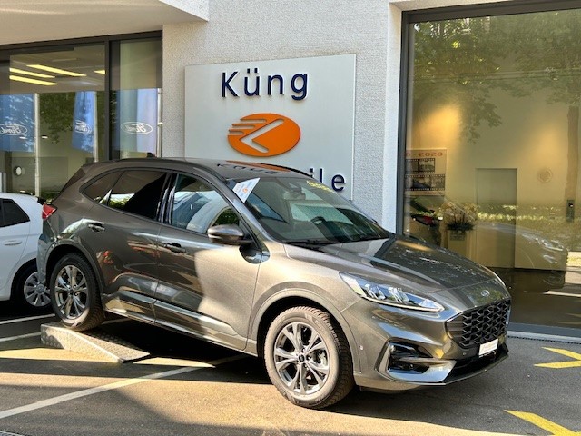 FORD Kuga 2.5 FHEV ST-Line 4WD