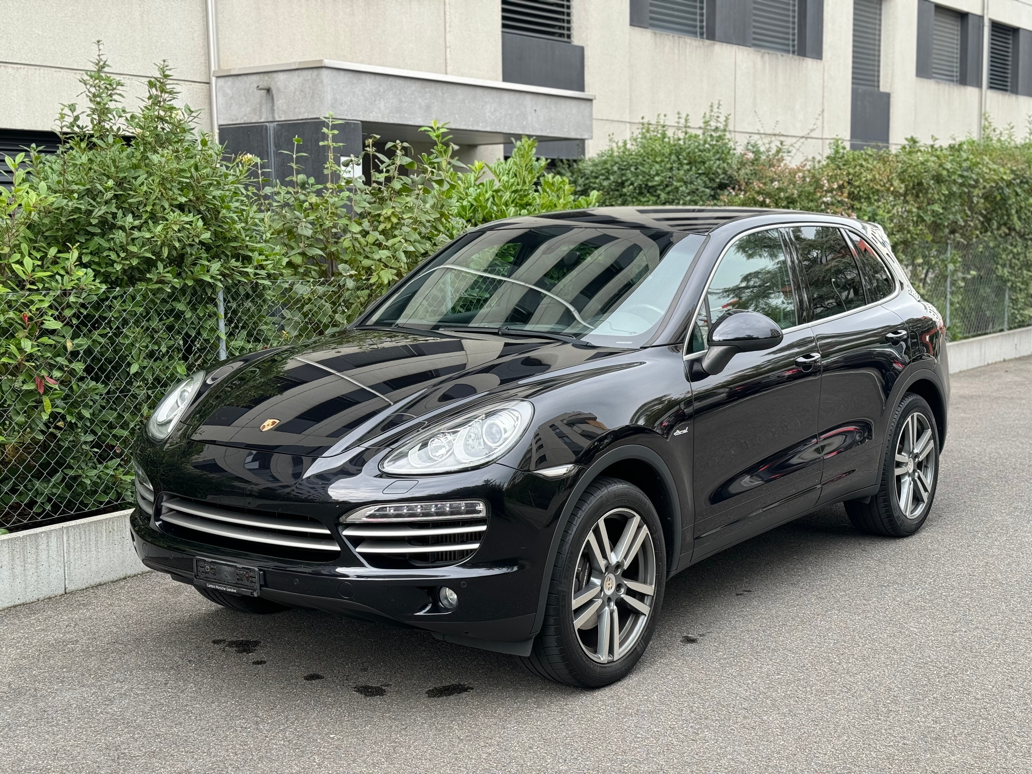 PORSCHE Cayenne Diesel Plantinum Edition